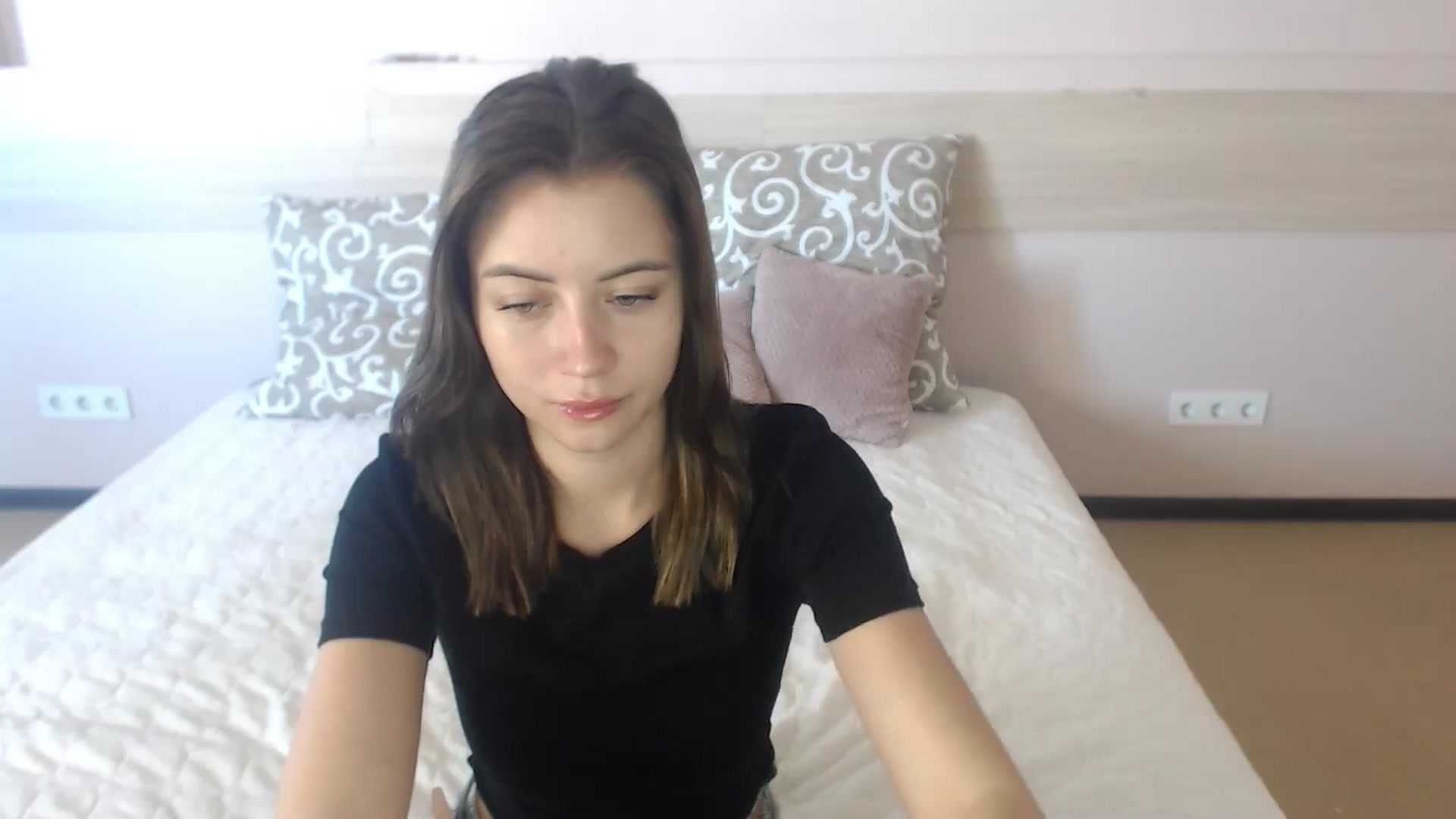Gallery image thumbnail from Sulfate0's myfreecams stream on, 06/25/2024, 05:51 image 11 of 20