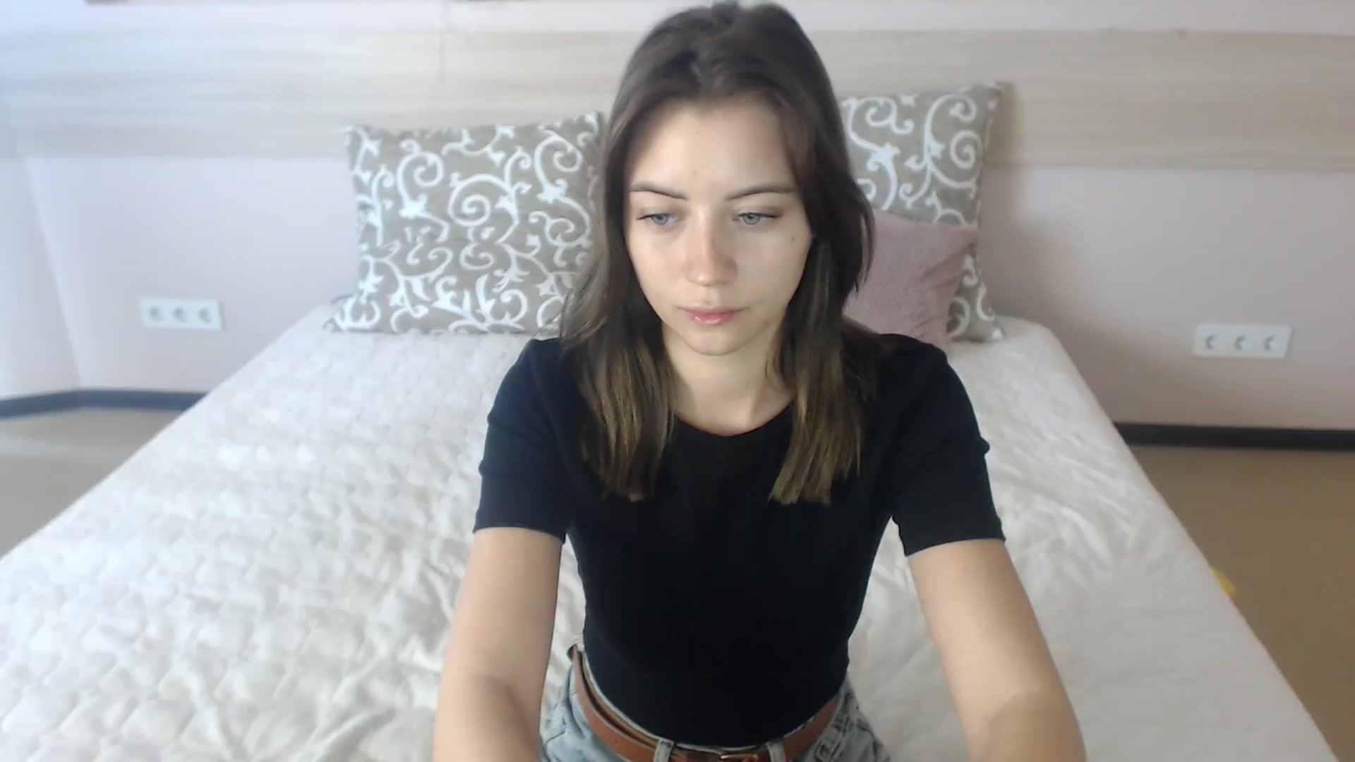 Gallery image thumbnail from Sulfate0's myfreecams stream on, 06/25/2024, 07:27 image 20 of 20
