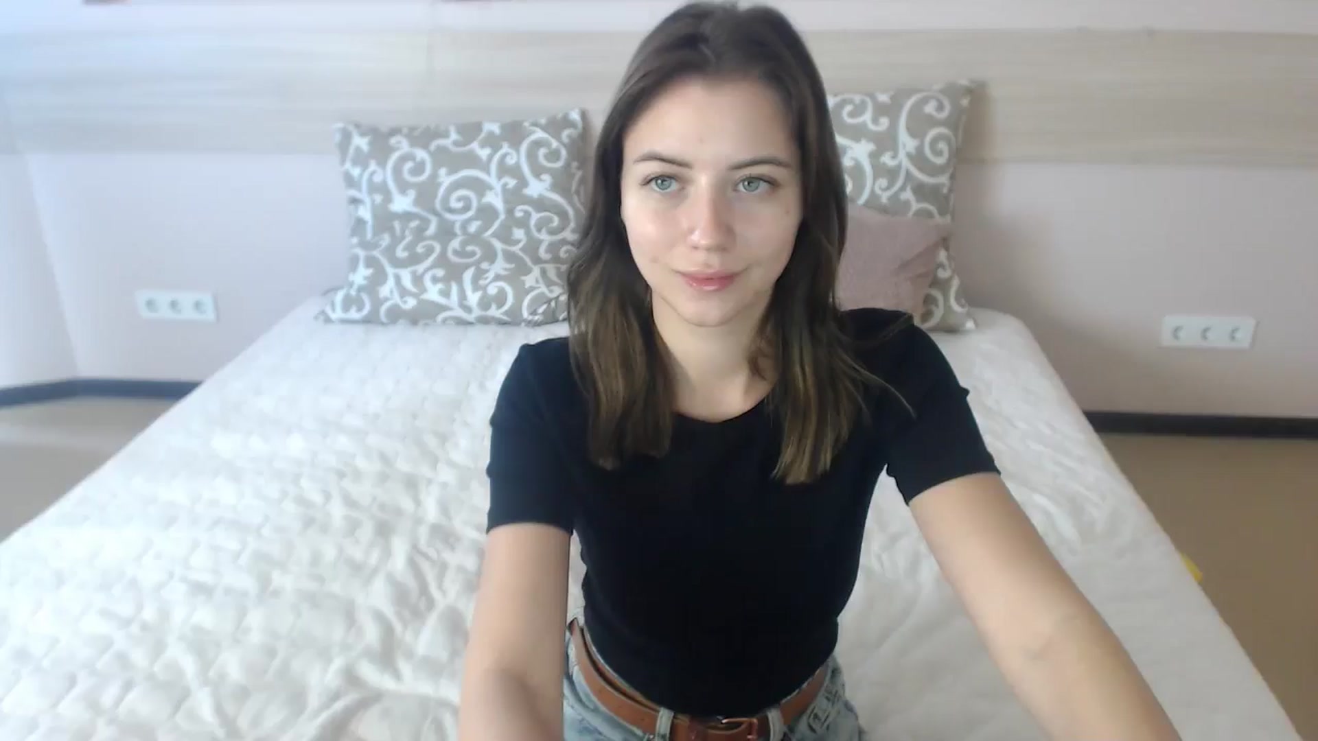 Gallery image thumbnail from Sulfate0's myfreecams stream on, 06/25/2024, 08:16 image 1 of 20
