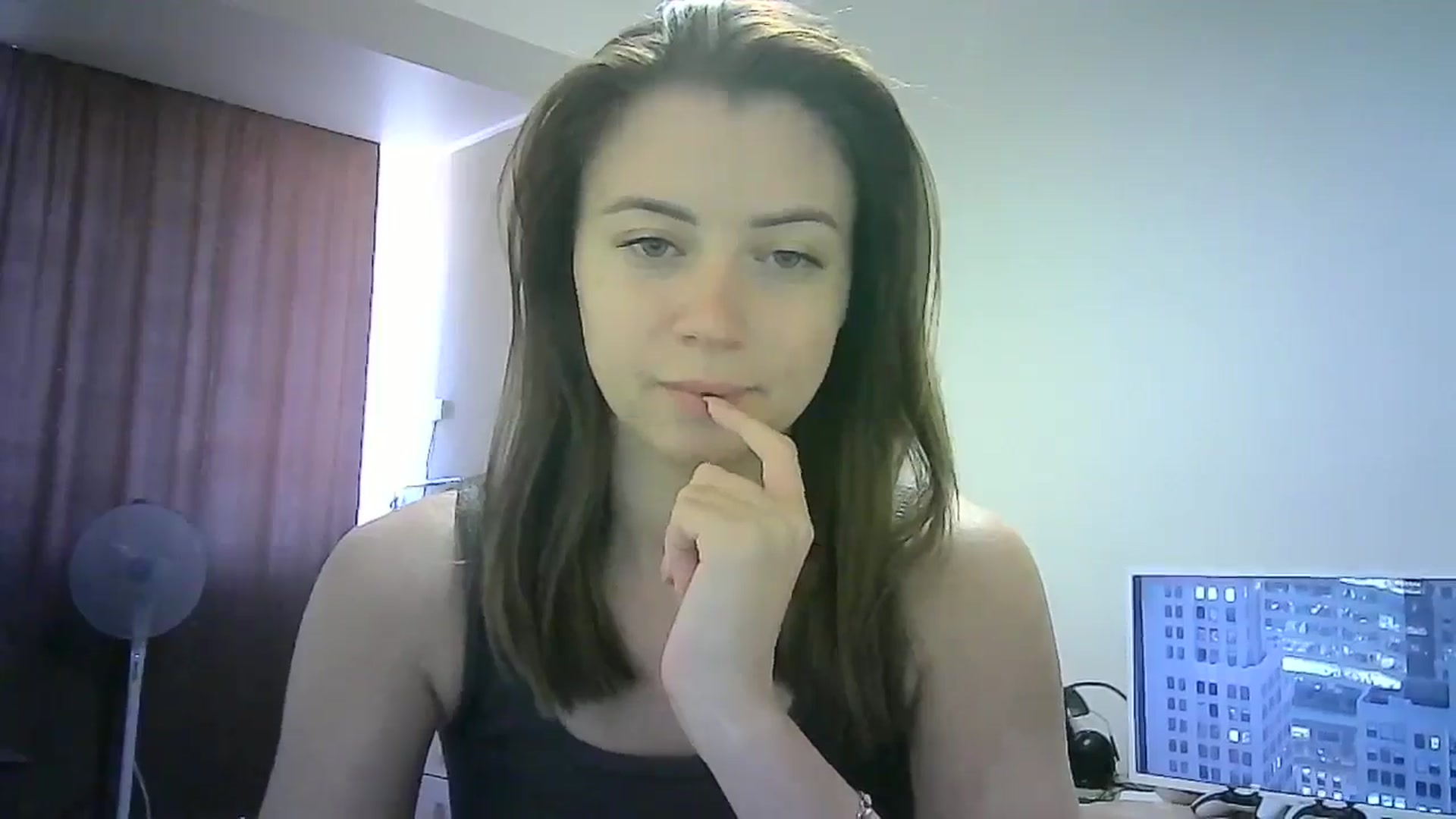 Gallery image thumbnail from Sulfate0's myfreecams stream on, 06/27/2024, 07:48 image 4 of 20
