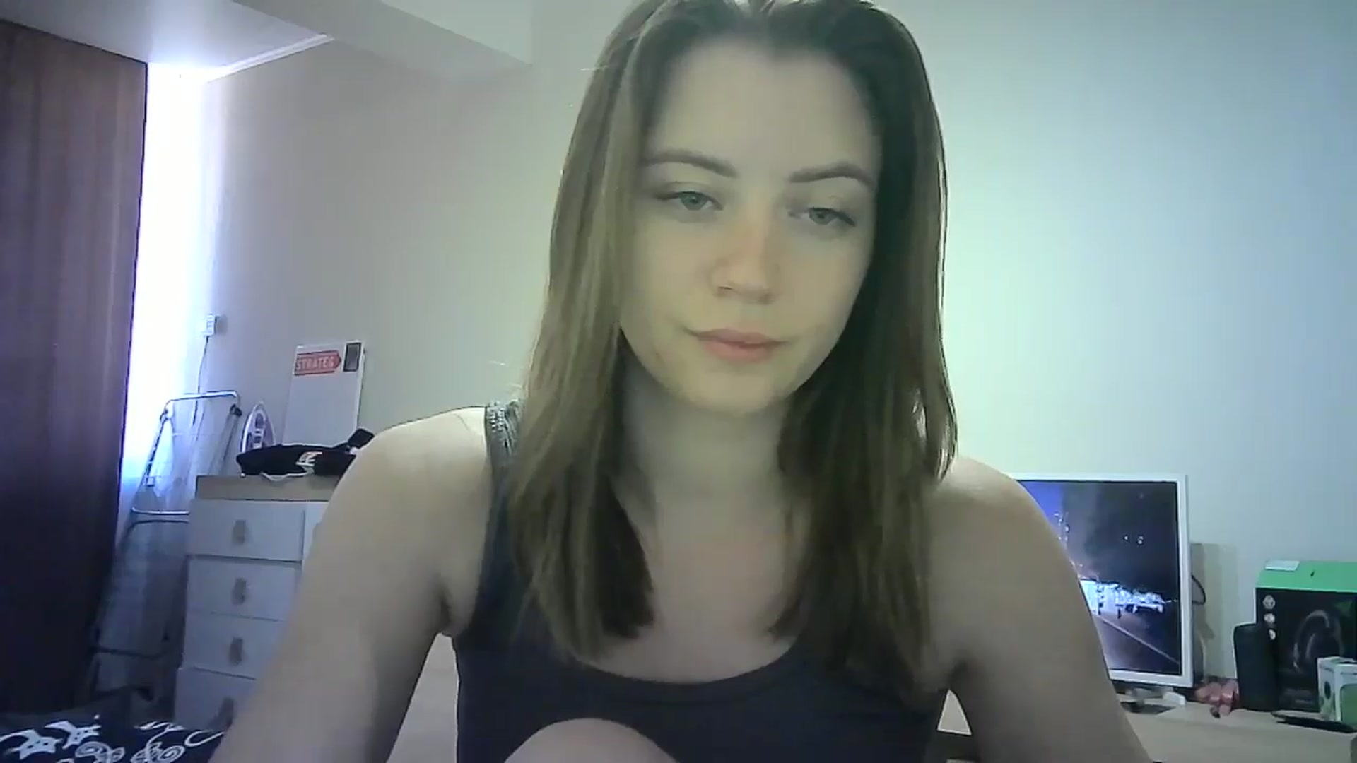Gallery image thumbnail from Sulfate0's myfreecams stream on, 06/27/2024, 08:41 image 7 of 20