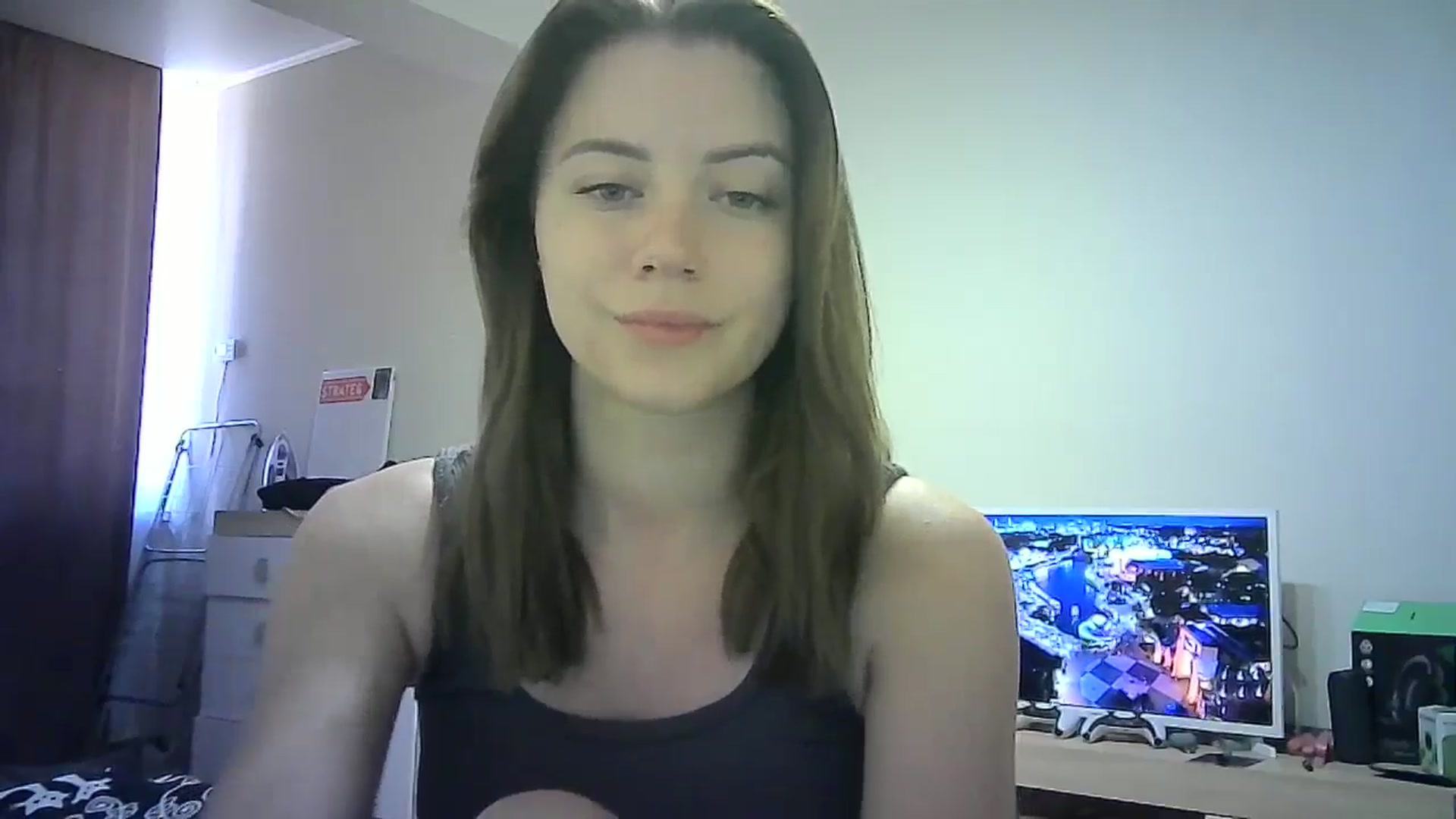 Gallery image thumbnail from Sulfate0's myfreecams stream on, 06/27/2024, 08:41 image 16 of 20