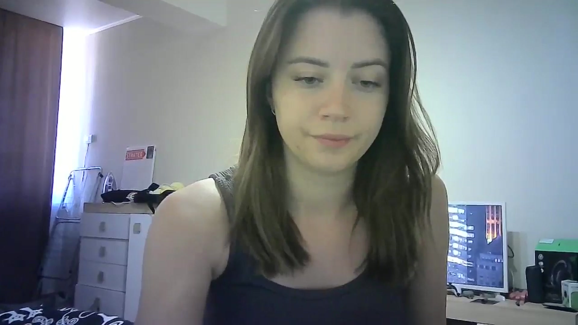 Gallery image thumbnail from Sulfate0's myfreecams stream on, 06/27/2024, 08:41 image 14 of 20