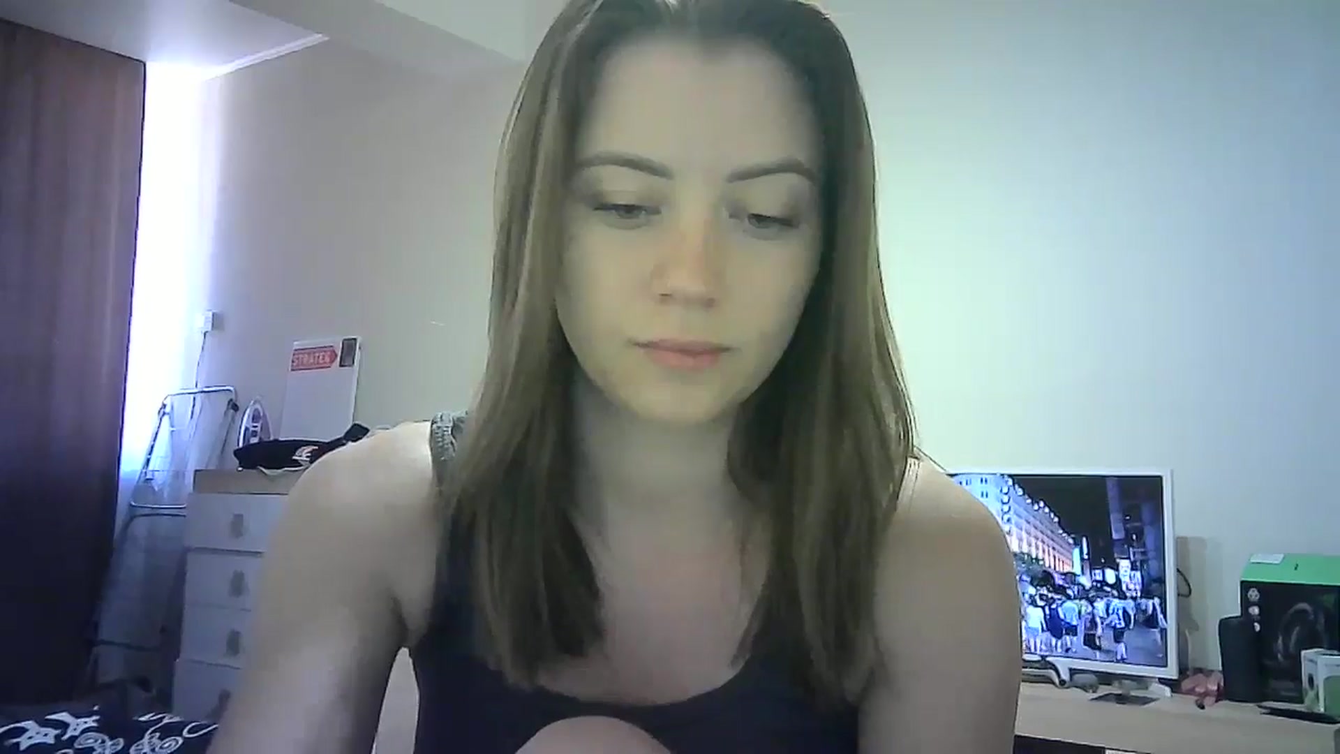 Gallery image thumbnail from Sulfate0's myfreecams stream on, 06/27/2024, 08:41 image 10 of 20