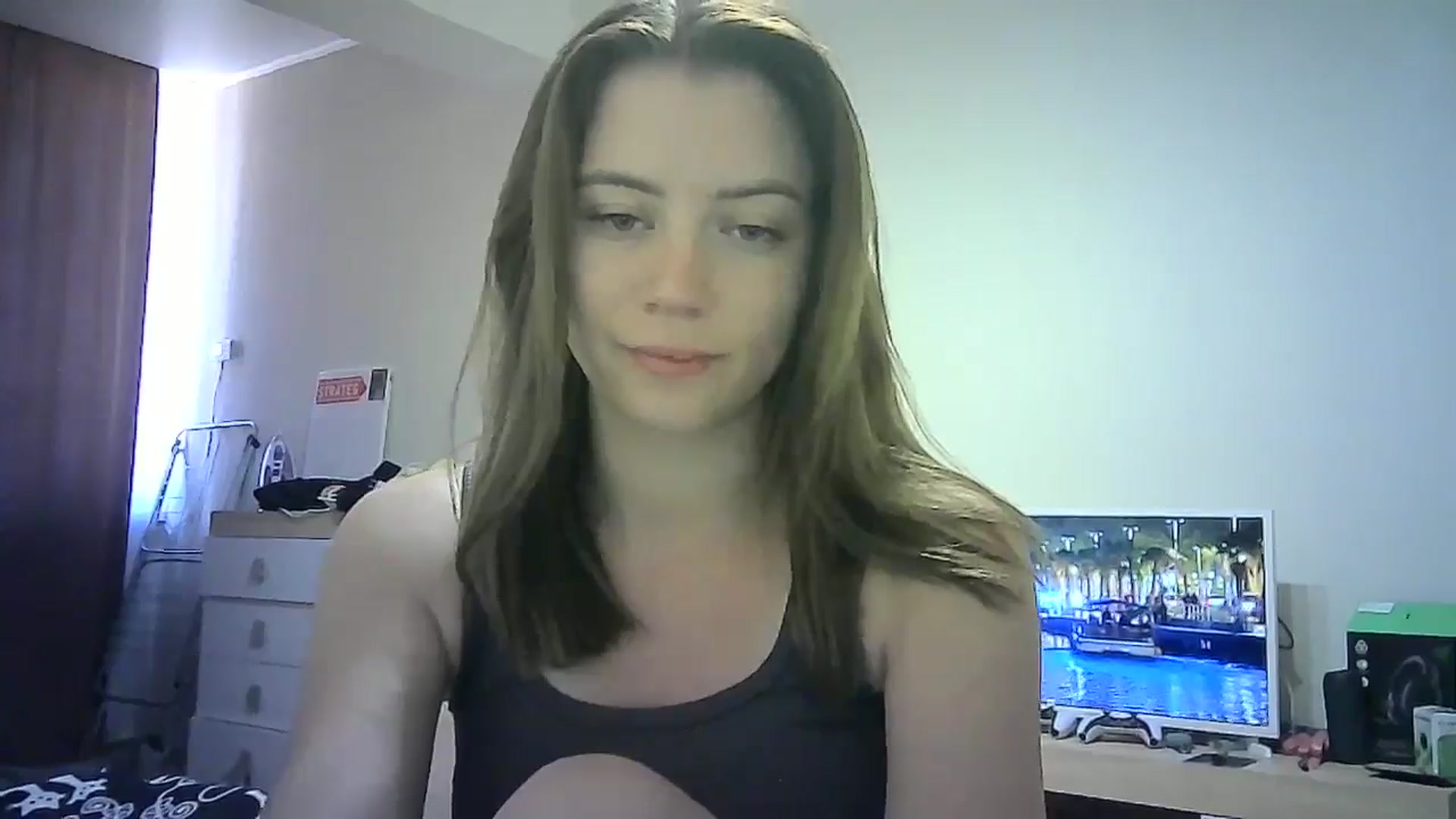 Gallery image thumbnail from Sulfate0's myfreecams stream on, 06/27/2024, 08:41 image 3 of 20