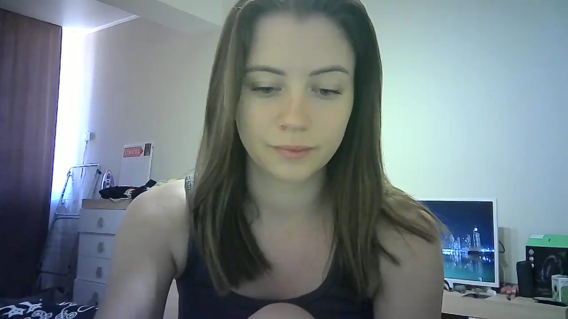 Gallery image thumbnail from Sulfate0's myfreecams stream on, 06/27/2024, 08:41 image 4 of 20