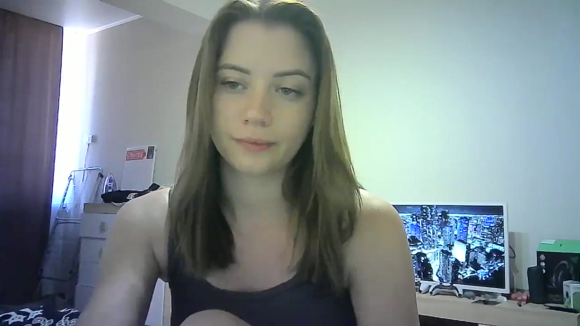 Gallery image thumbnail from Sulfate0's myfreecams stream on, 06/27/2024, 08:41 image 8 of 20