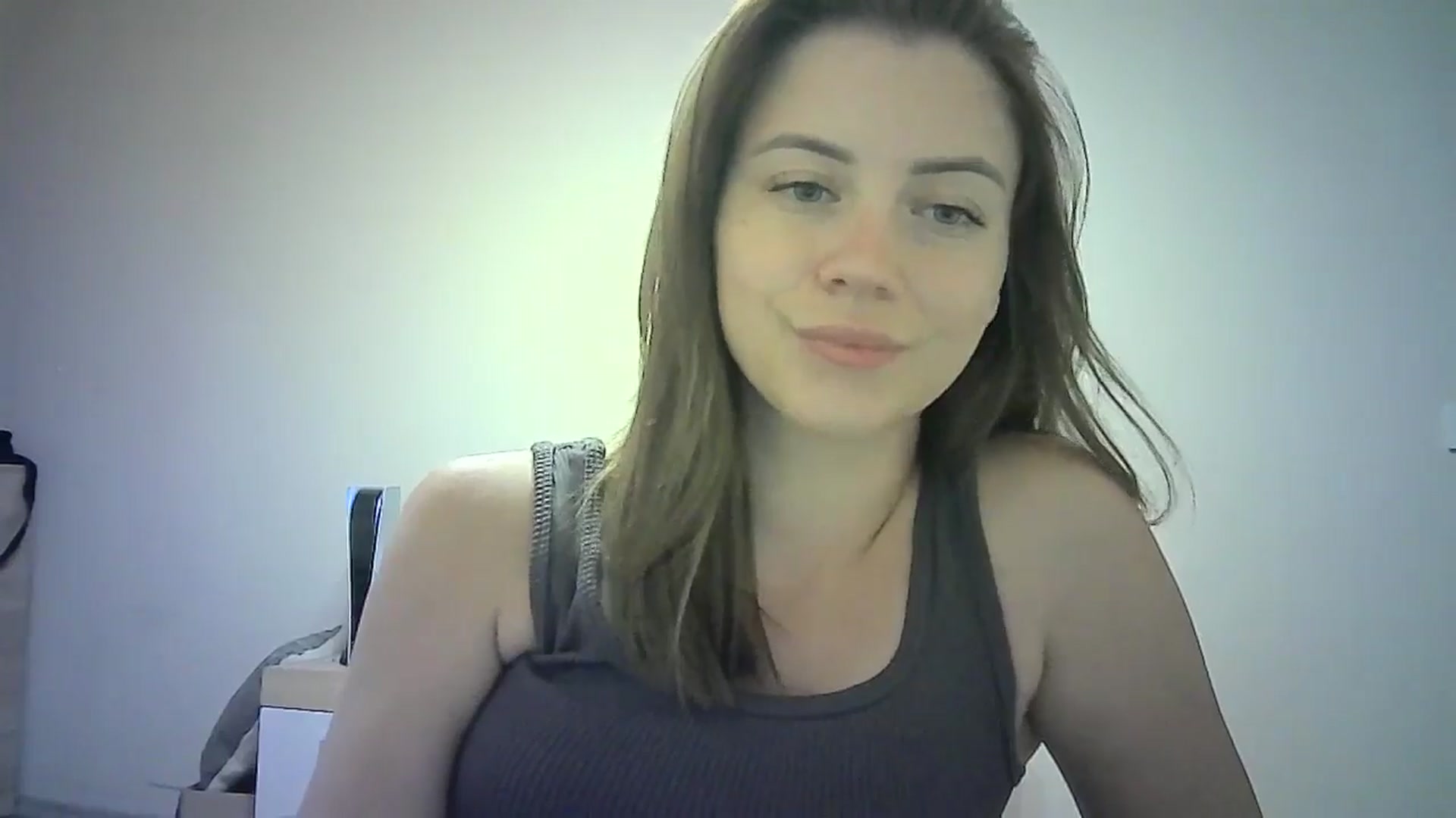 Gallery image thumbnail from Sulfate0's myfreecams stream on, 06/27/2024, 11:27 image 17 of 20