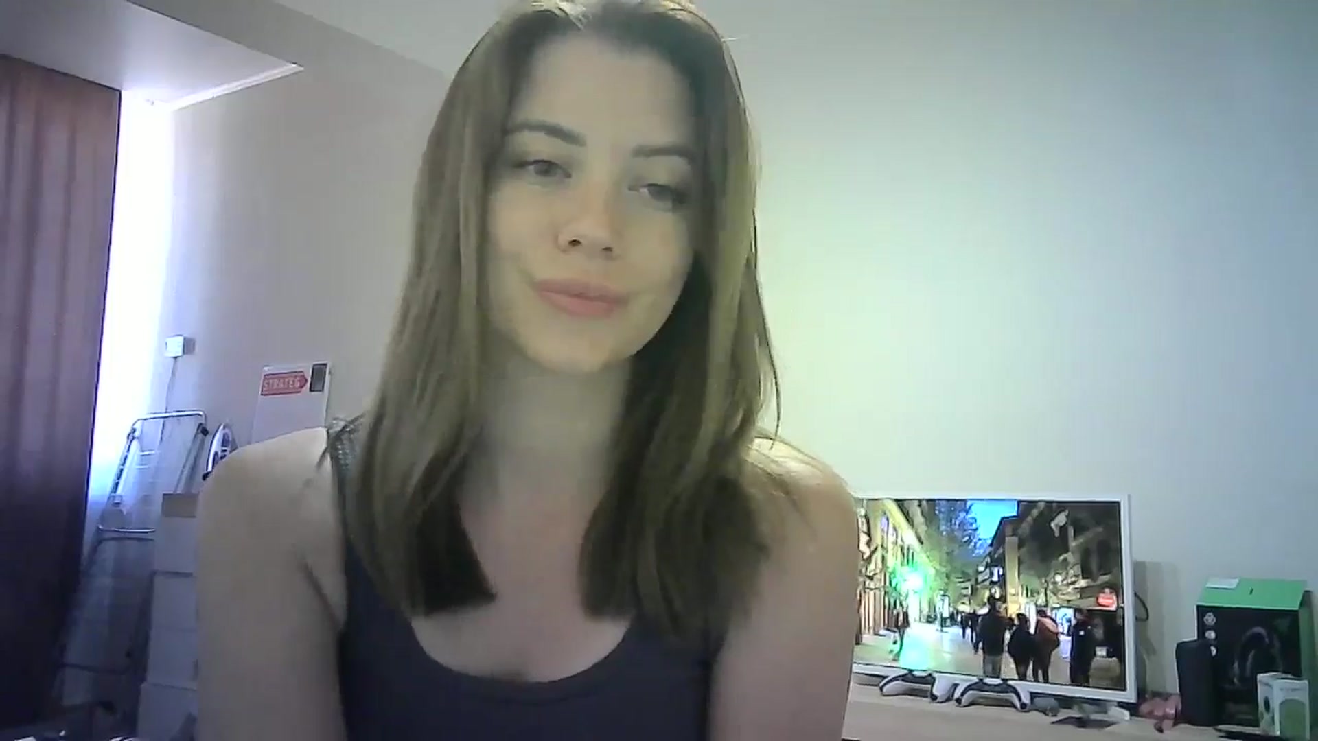 Gallery image thumbnail from Sulfate0's myfreecams stream on, 06/27/2024, 11:27 image 12 of 20