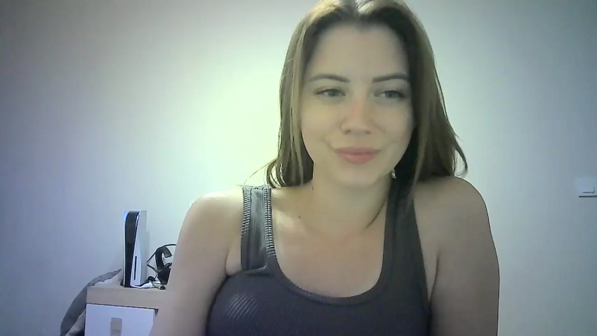 Gallery image thumbnail from Sulfate0's myfreecams stream on, 06/27/2024, 11:27 image 7 of 20