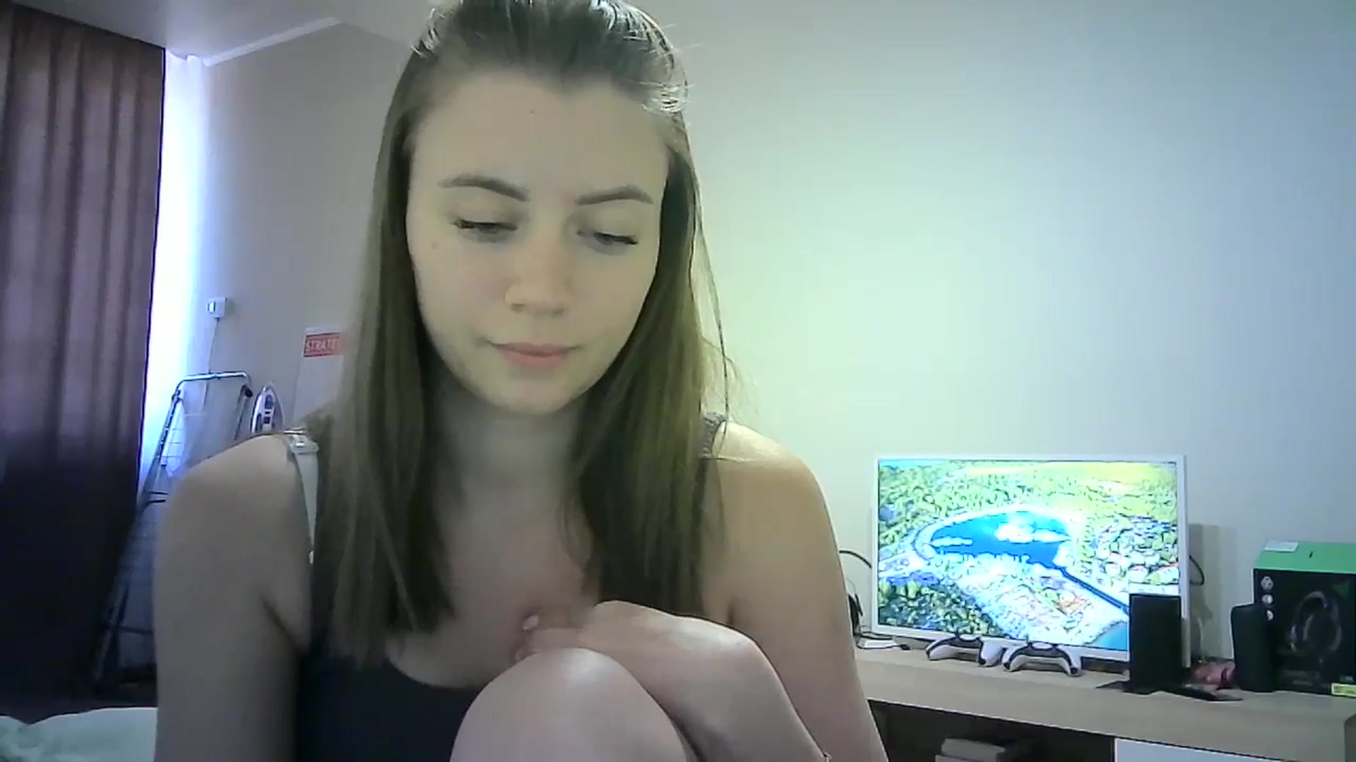 Gallery image thumbnail from Sulfate0's myfreecams stream on, 06/28/2024, 13:00 image 9 of 20