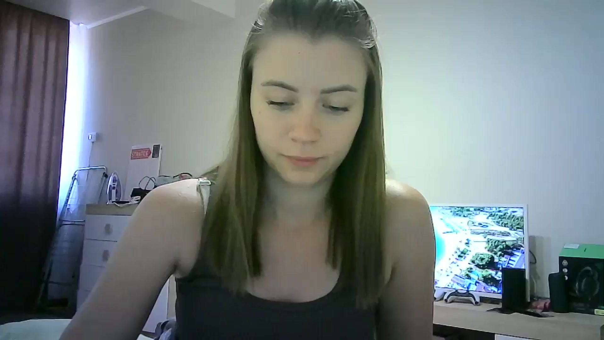 Gallery image thumbnail from Sulfate0's myfreecams stream on, 06/28/2024, 13:00 image 5 of 20