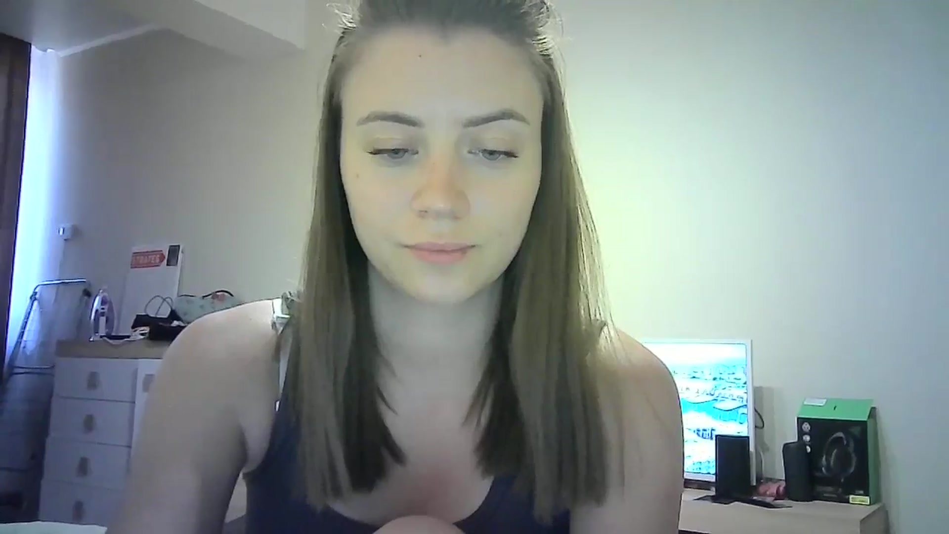 Gallery image thumbnail from Sulfate0's myfreecams stream on, 06/28/2024, 13:26 image 11 of 20