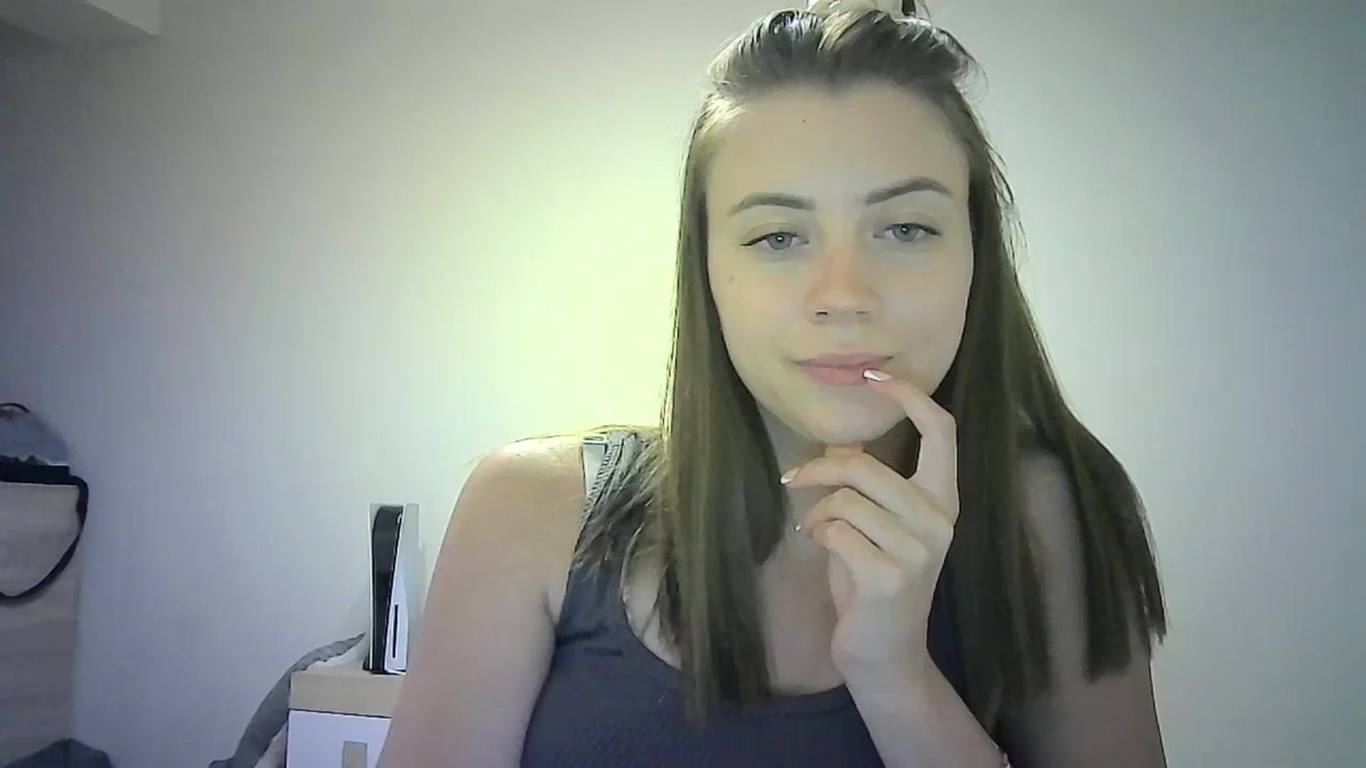Gallery image thumbnail from Sulfate0's myfreecams stream on, 06/28/2024, 13:26 image 18 of 20