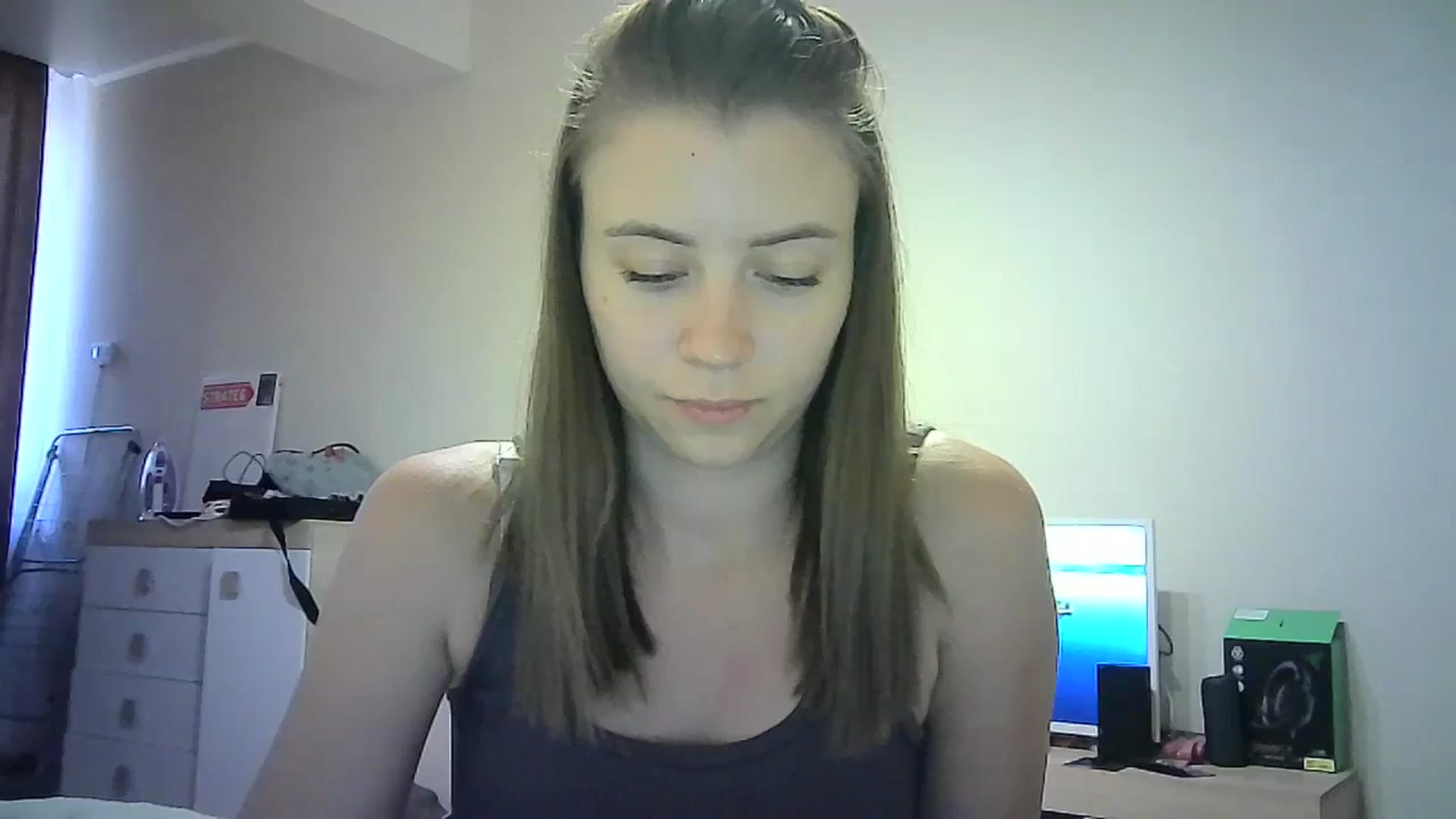 Gallery image thumbnail from Sulfate0's myfreecams stream on, 06/28/2024, 13:26 image 6 of 20