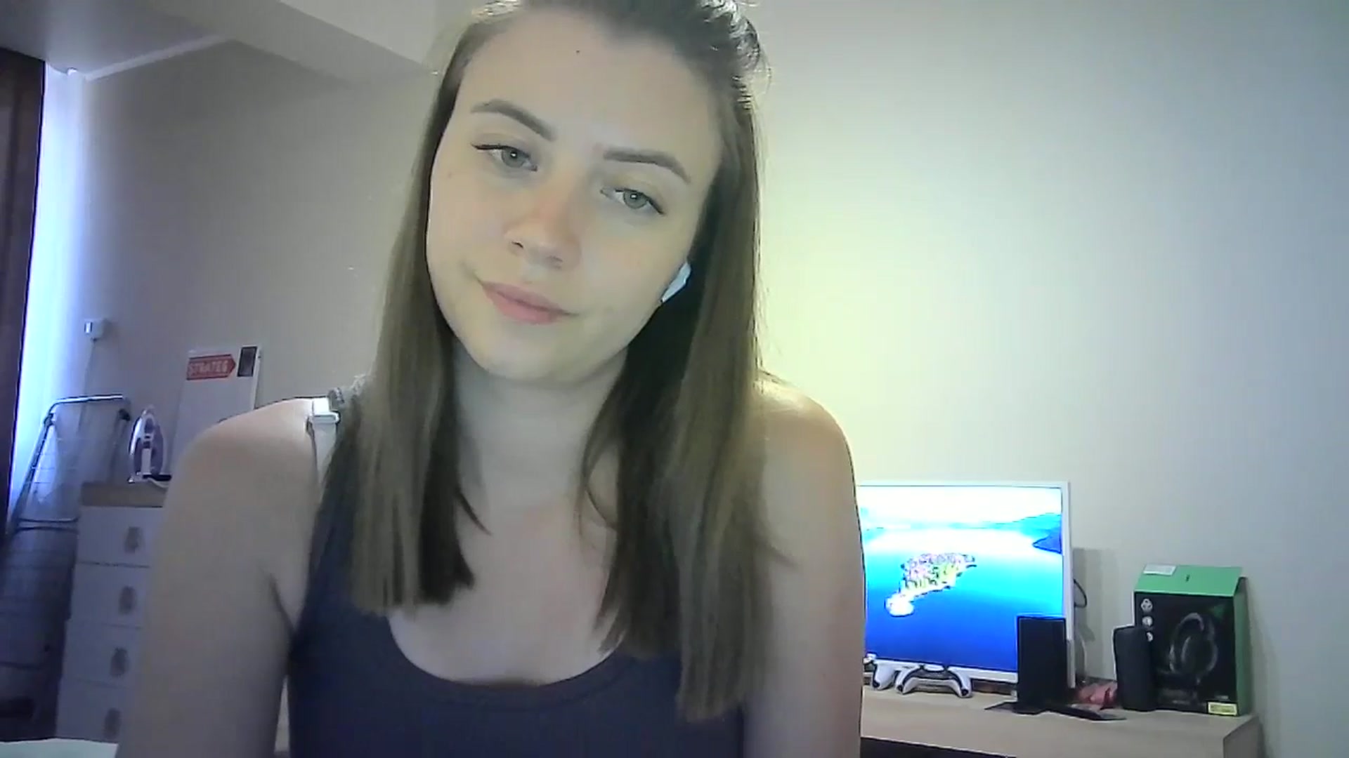 Gallery image thumbnail from Sulfate0's myfreecams stream on, 06/28/2024, 13:26 image 16 of 20