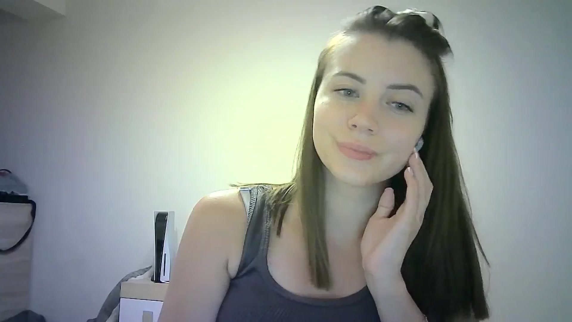Gallery image thumbnail from Sulfate0's myfreecams stream on, 06/28/2024, 13:55 image 6 of 20