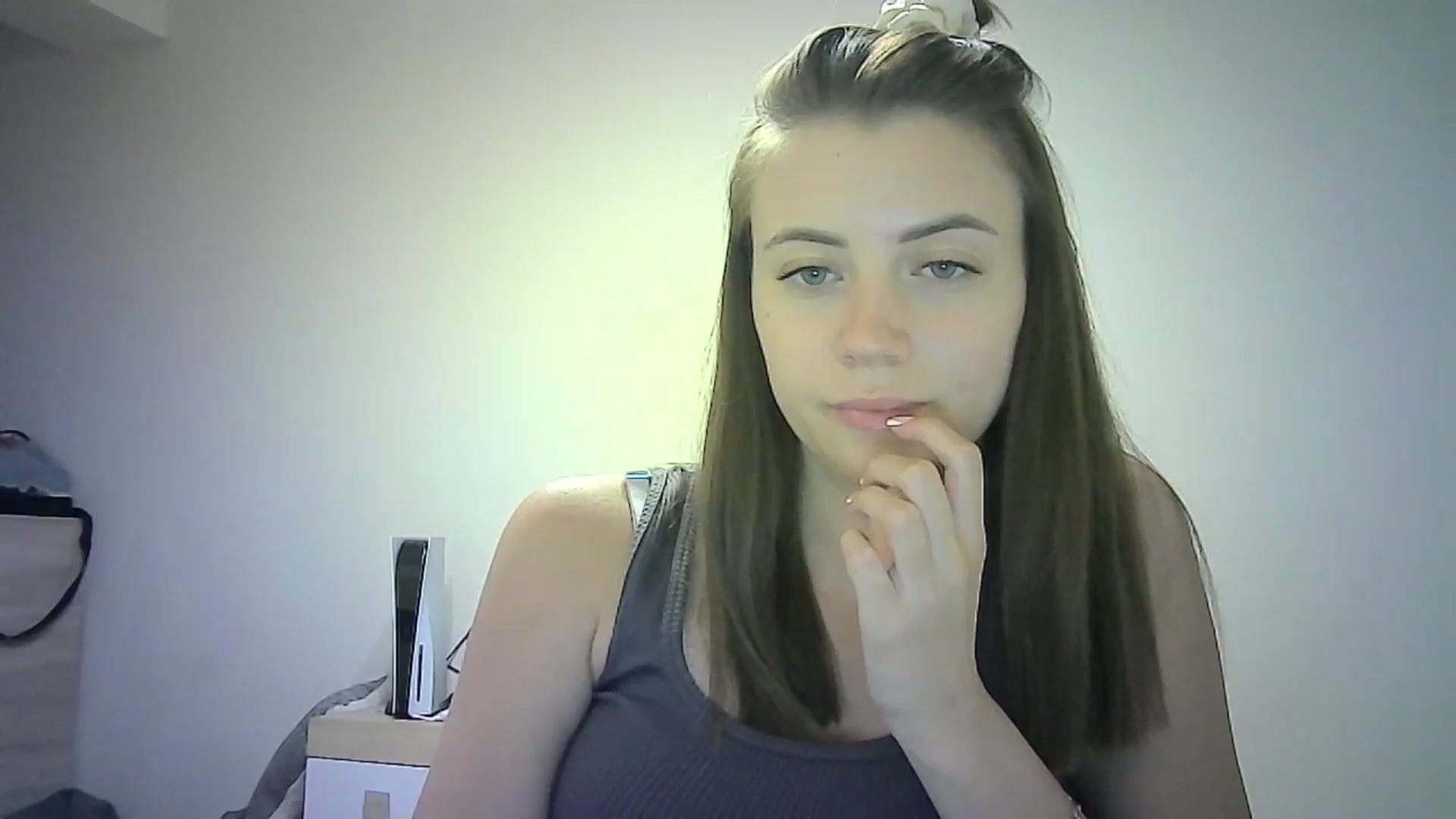 Gallery image thumbnail from Sulfate0's myfreecams stream on, 06/28/2024, 13:55 image 3 of 20
