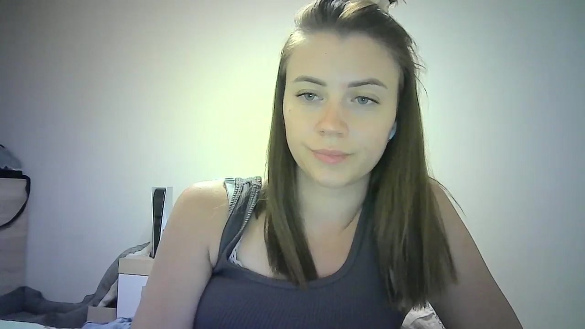 Gallery image thumbnail from Sulfate0's myfreecams stream on, 06/28/2024, 13:55 image 18 of 20