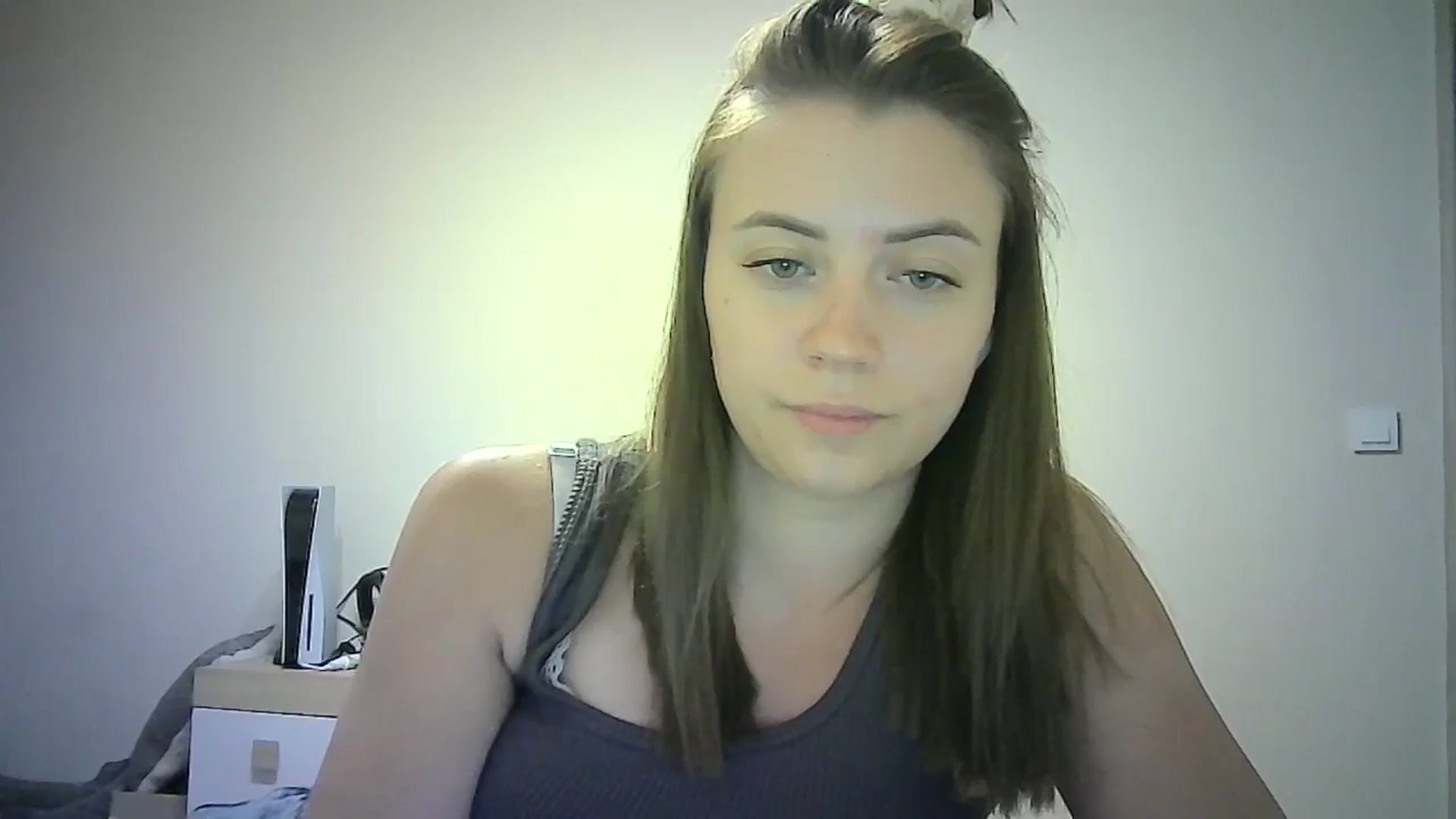 Gallery image thumbnail from Sulfate0's myfreecams stream on, 06/28/2024, 14:12 image 9 of 20