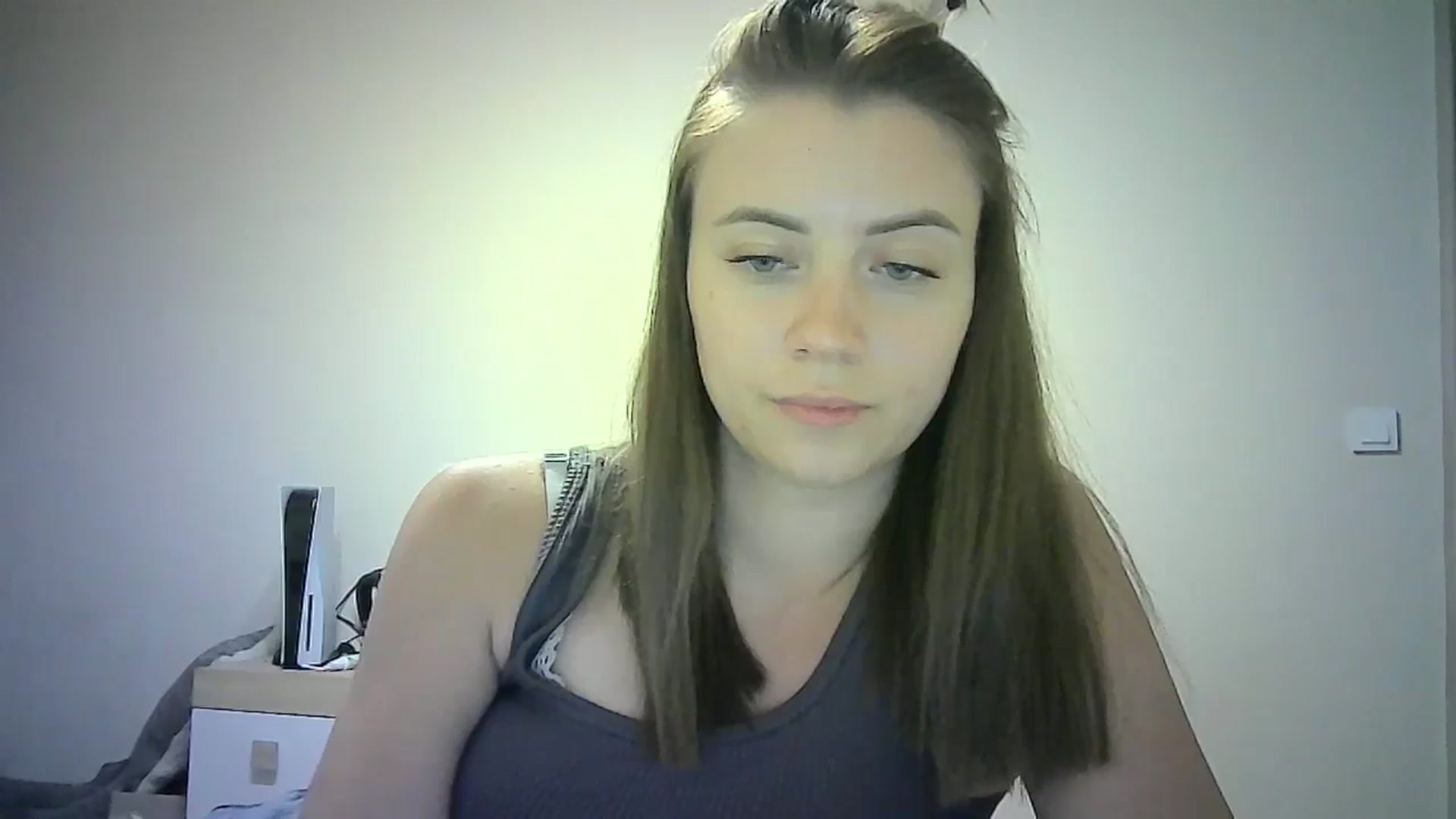 Gallery image thumbnail from Sulfate0's myfreecams stream on, 06/28/2024, 14:12 image 13 of 20
