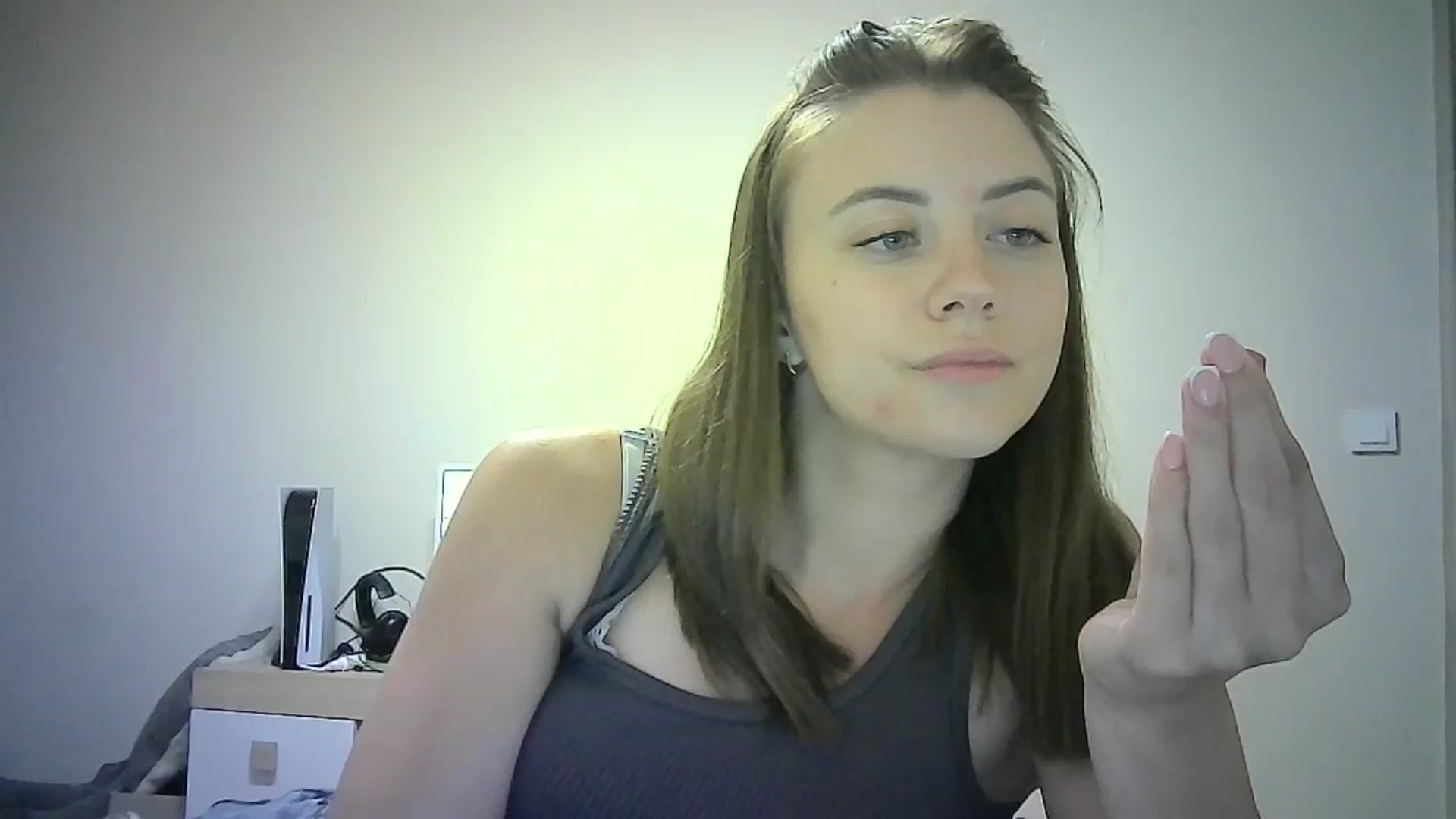 Gallery image thumbnail from Sulfate0's myfreecams stream on, 06/28/2024, 14:12 image 17 of 20