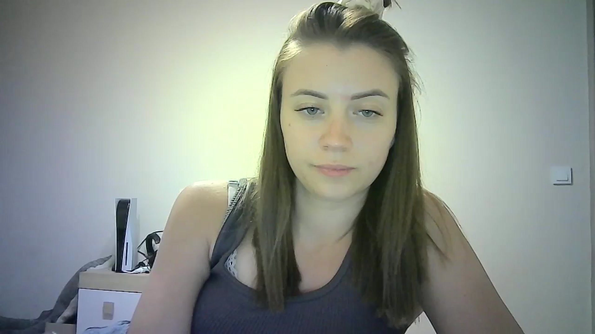 Gallery image thumbnail from Sulfate0's myfreecams stream on, 06/28/2024, 14:12 image 8 of 20