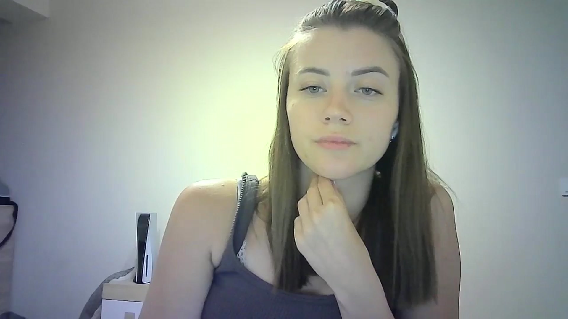 Gallery image thumbnail from Sulfate0's myfreecams stream on, 06/28/2024, 15:04 image 20 of 20