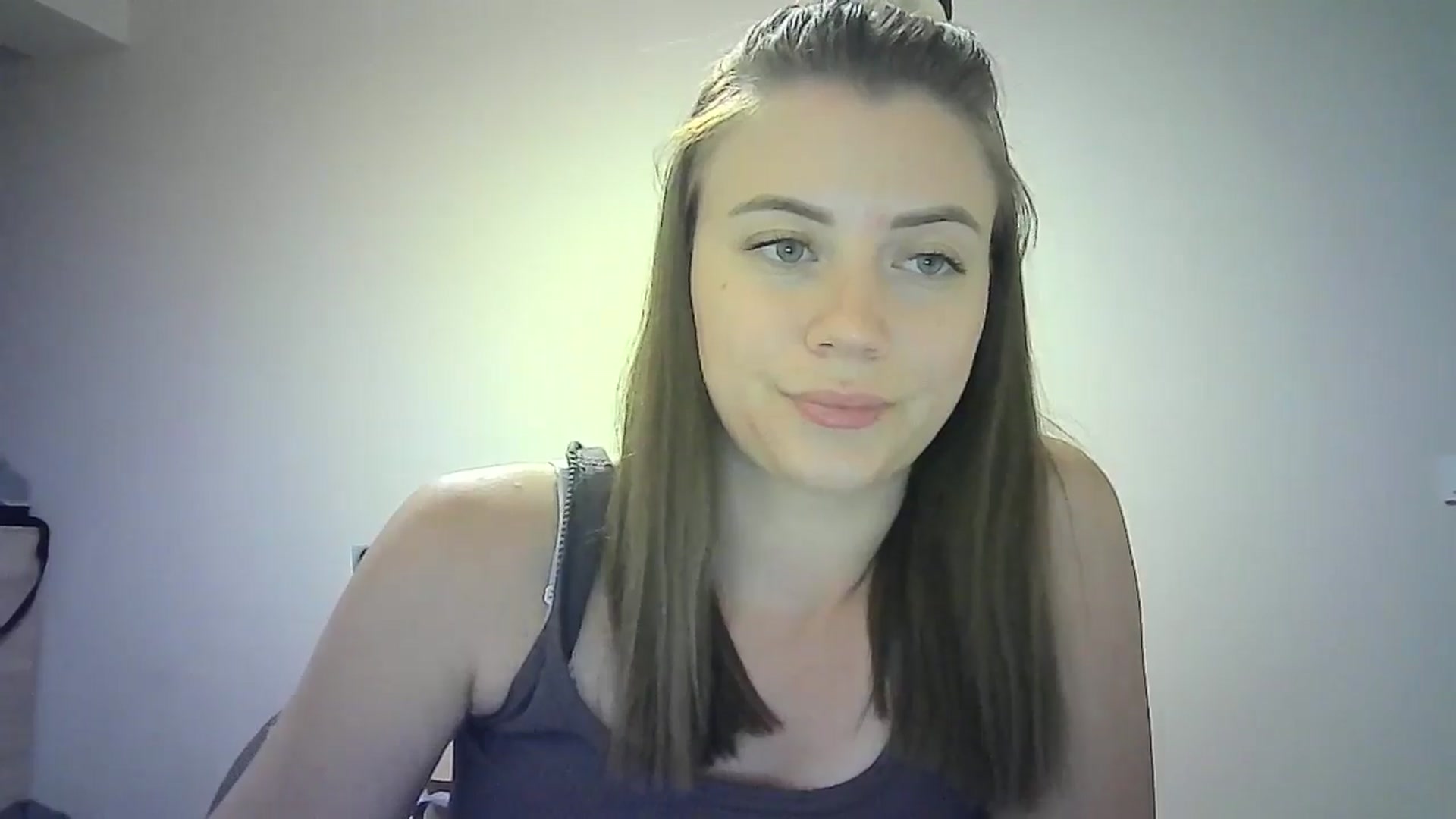 Gallery image thumbnail from Sulfate0's myfreecams stream on, 06/28/2024, 15:04 image 14 of 20