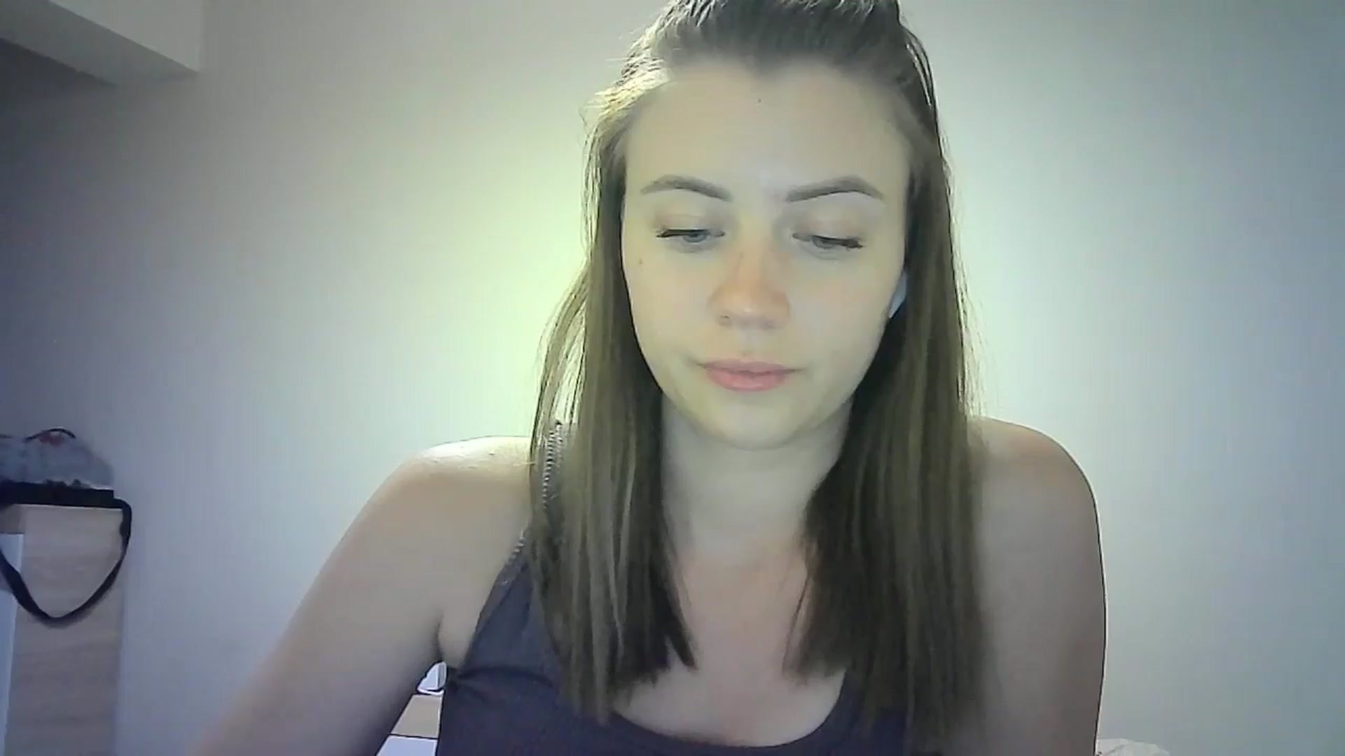 Gallery image thumbnail from Sulfate0's myfreecams stream on, 06/28/2024, 15:04 image 8 of 20