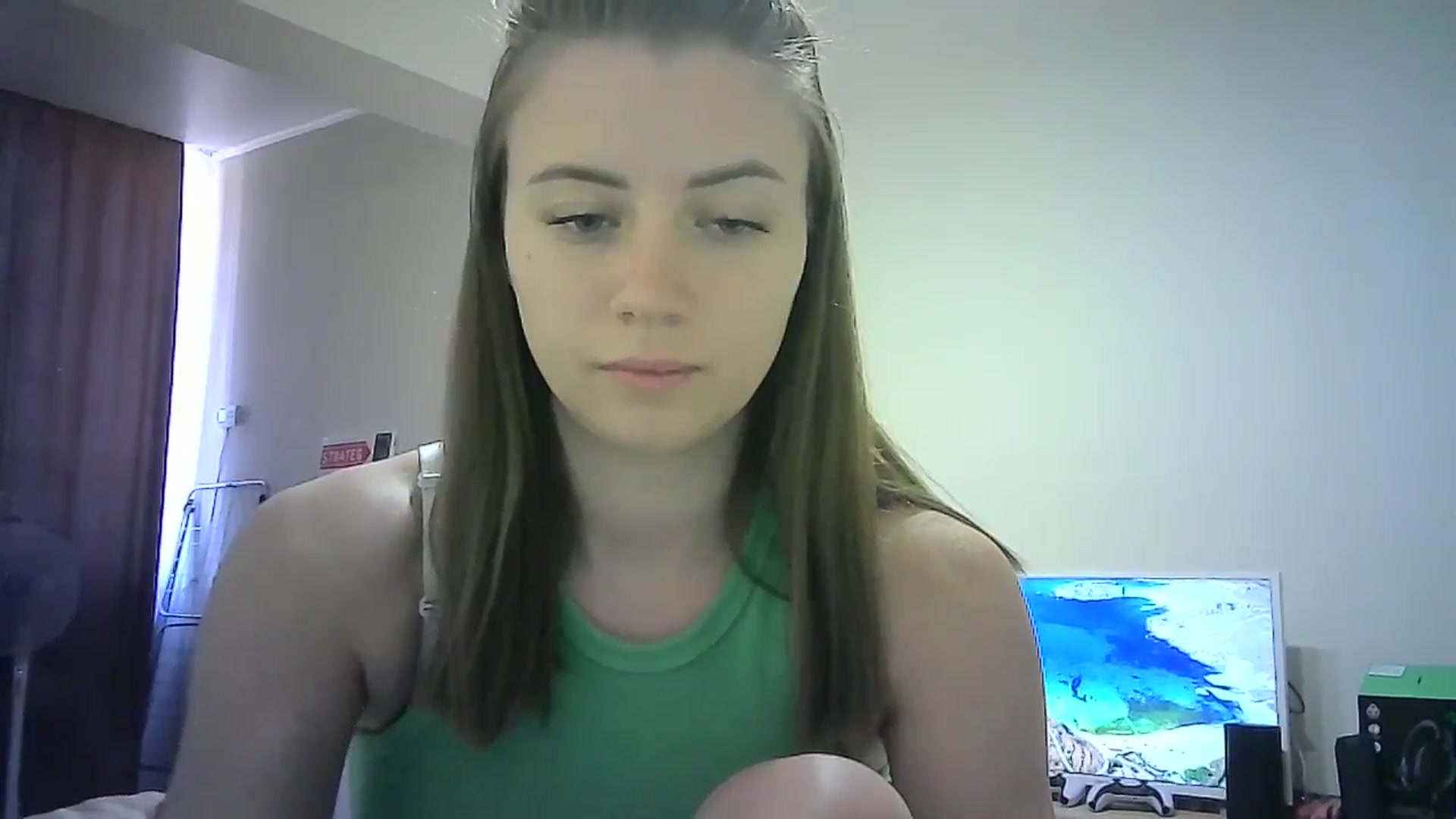 Gallery image thumbnail from Sulfate0's myfreecams stream on, 06/29/2024, 07:55 image 18 of 20