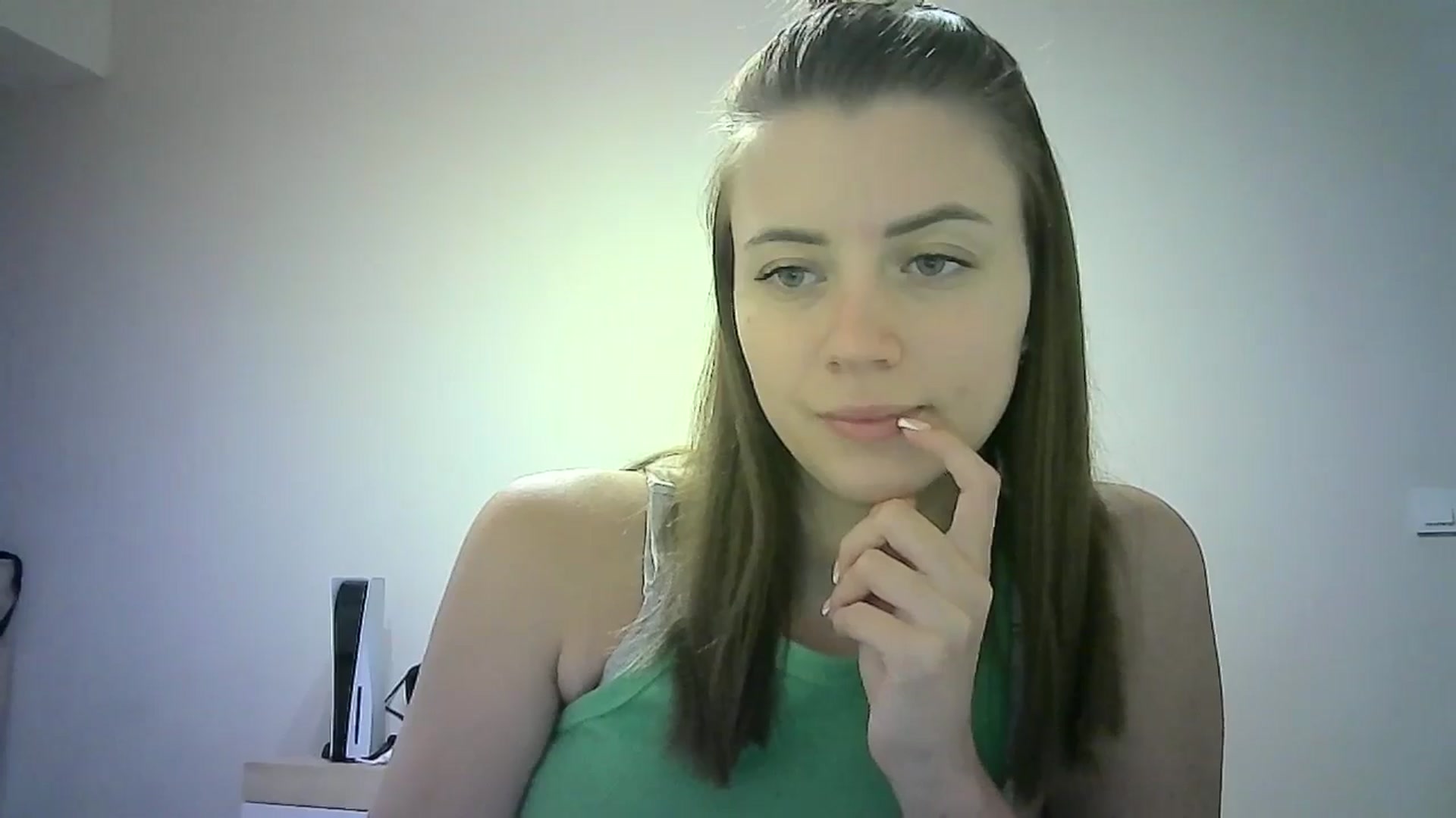 Gallery image thumbnail from Sulfate0's myfreecams stream on, 06/29/2024, 07:55 image 11 of 20