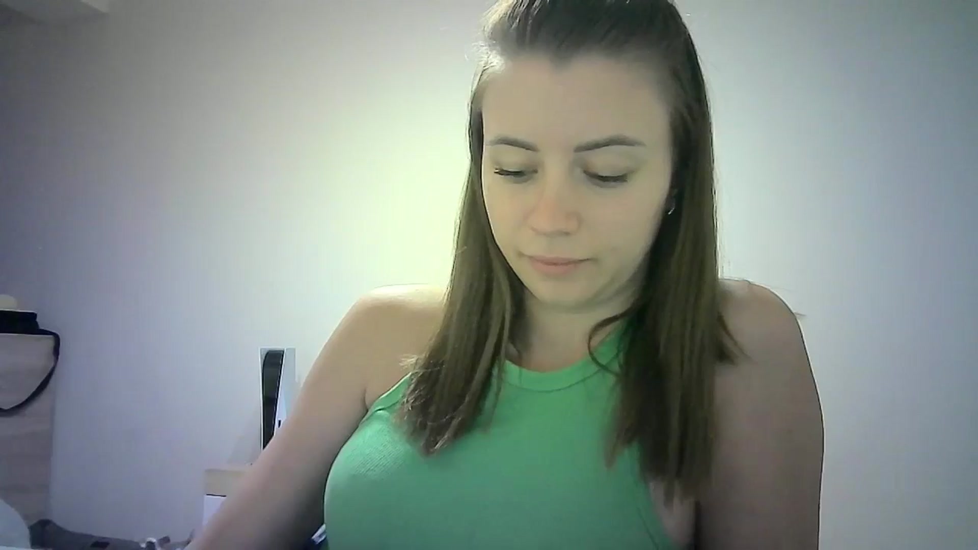 Gallery image thumbnail from Sulfate0's myfreecams stream on, 06/29/2024, 07:55 image 19 of 20