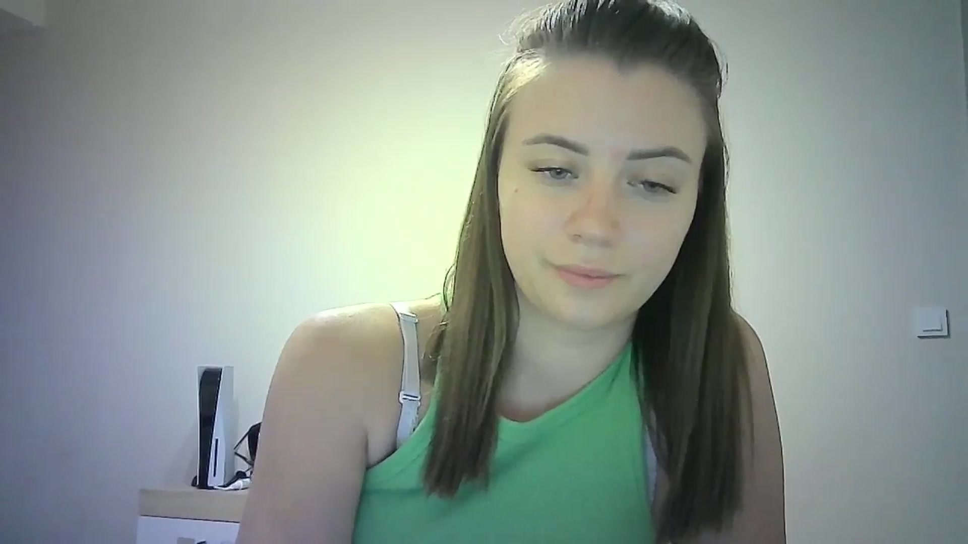 Gallery image thumbnail from Sulfate0's myfreecams stream on, 06/29/2024, 08:37 image 6 of 20