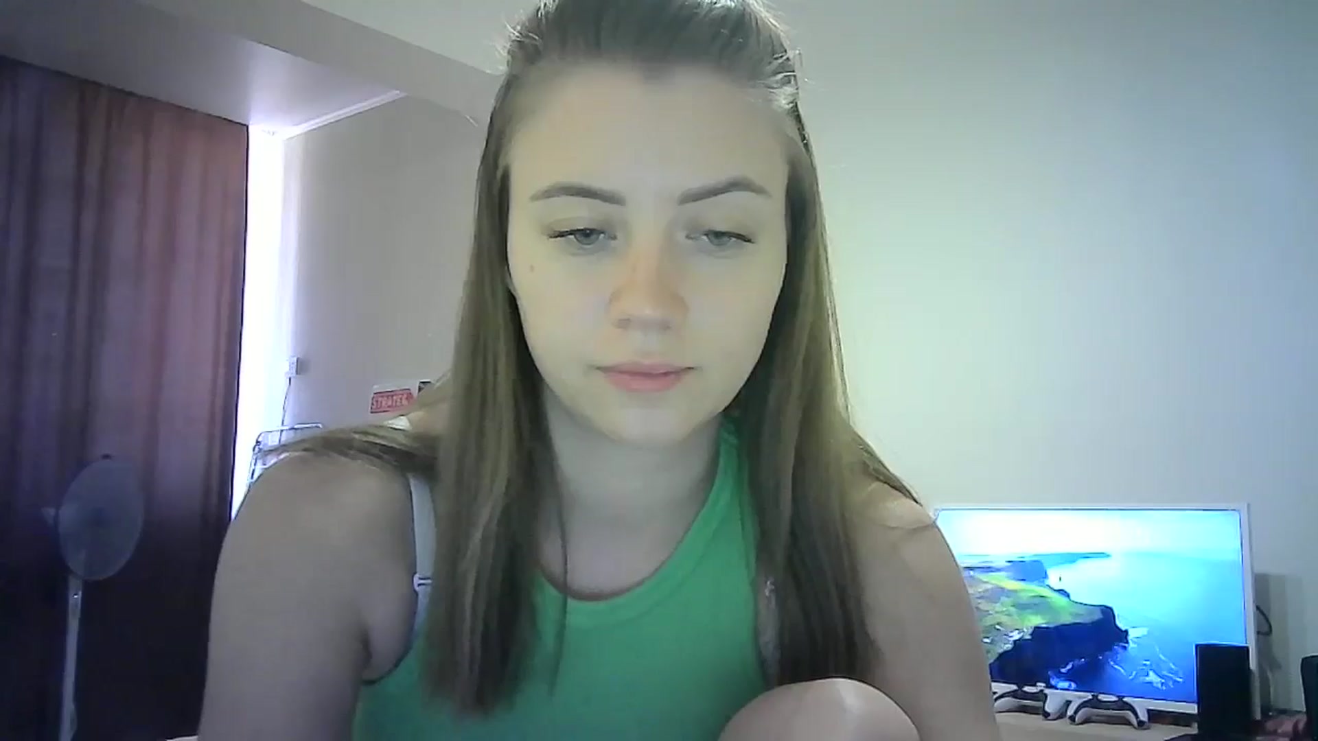 Gallery image thumbnail from Sulfate0's myfreecams stream on, 06/29/2024, 08:37 image 19 of 20