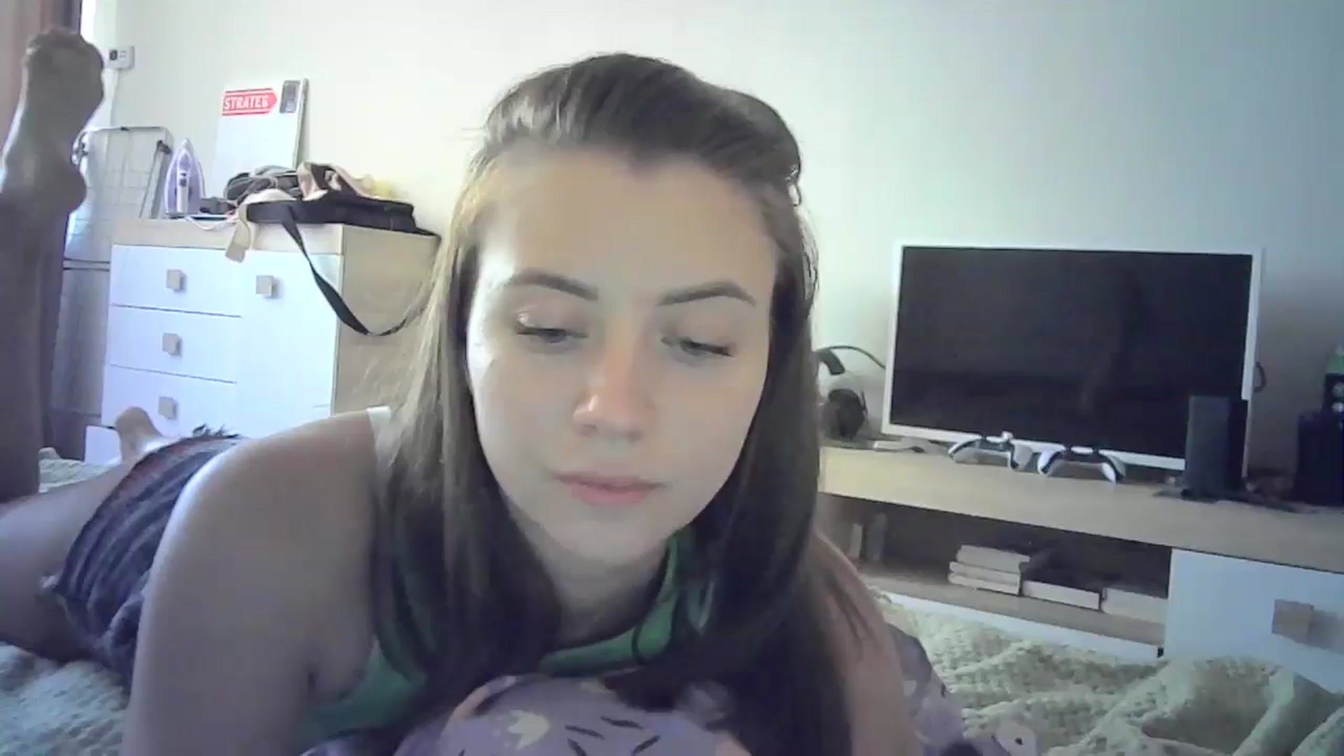 Gallery image thumbnail from Sulfate0's myfreecams stream on, 06/29/2024, 11:03 image 16 of 20