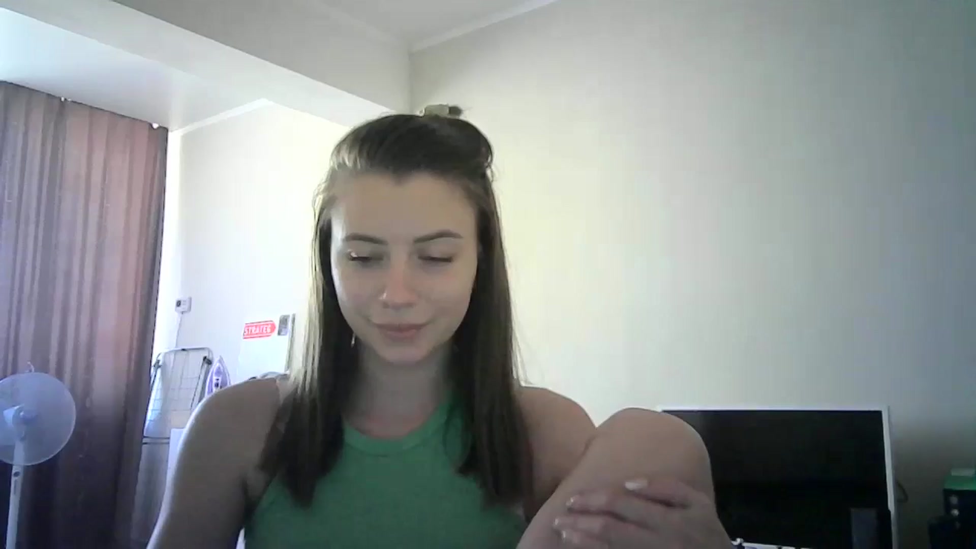 Gallery image thumbnail from Sulfate0's myfreecams stream on, 06/29/2024, 11:03 image 1 of 20