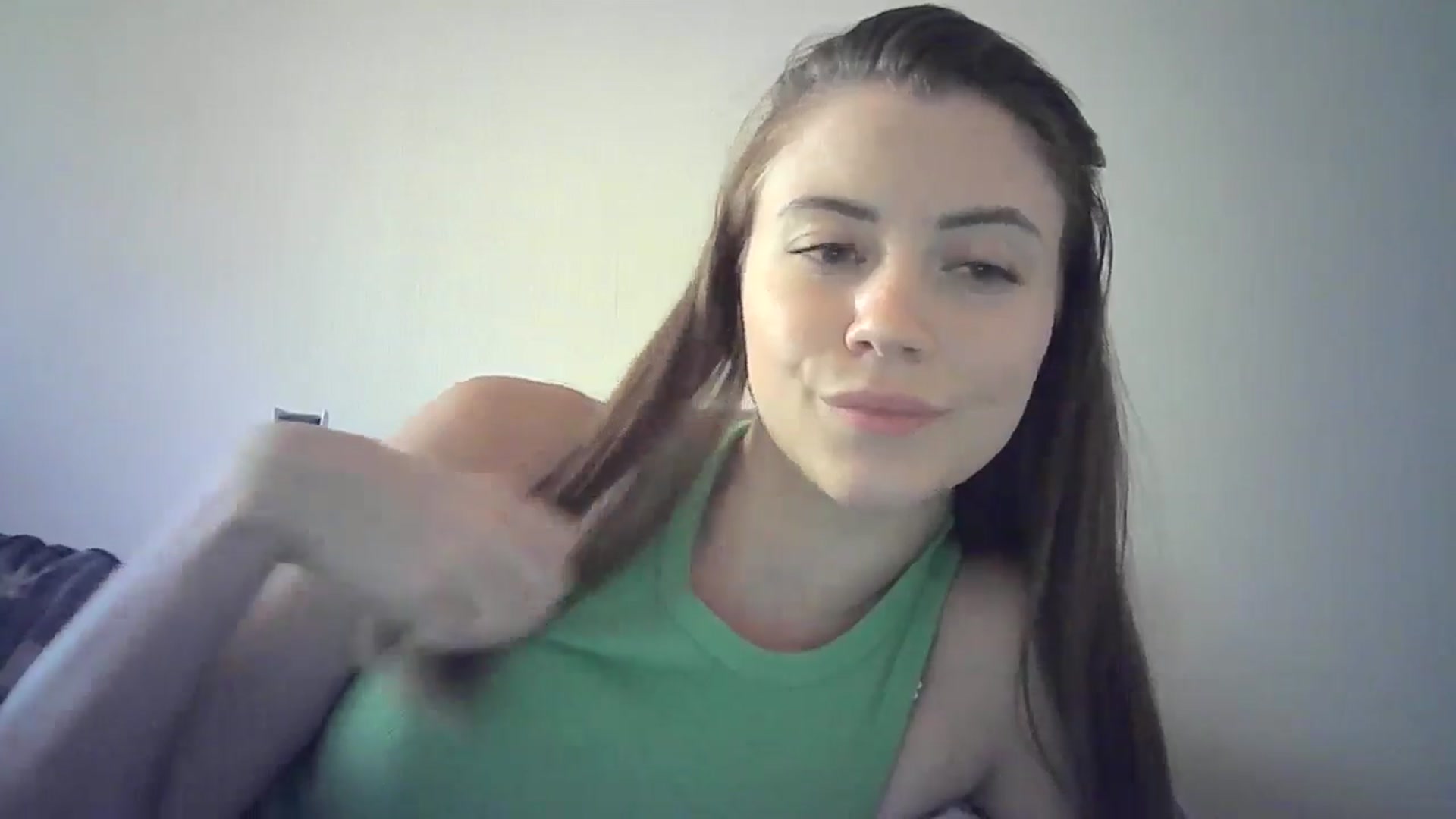 Gallery image thumbnail from Sulfate0's myfreecams stream on, 06/29/2024, 11:45 image 6 of 20