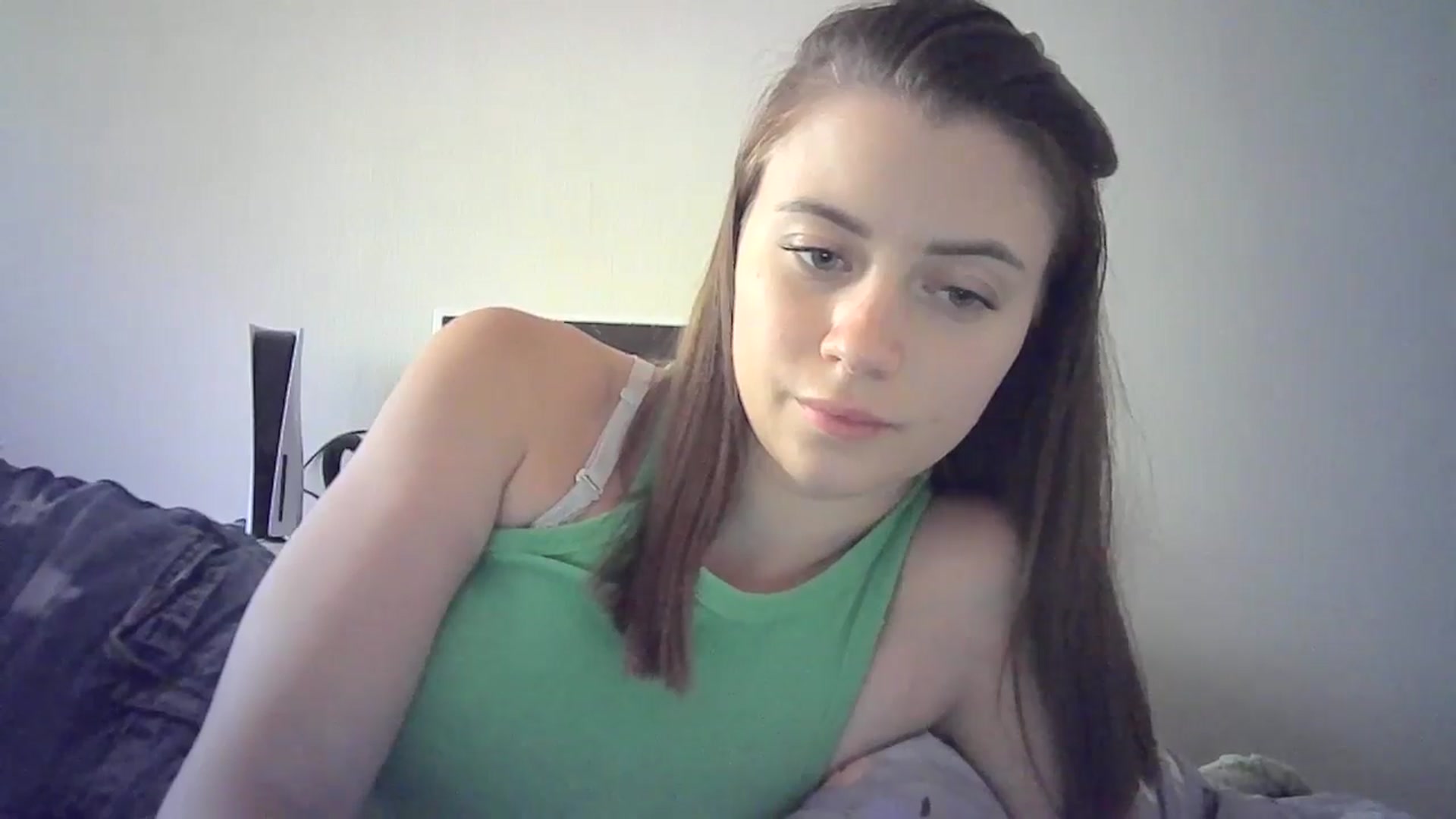 Gallery image thumbnail from Sulfate0's myfreecams stream on, 06/29/2024, 11:45 image 9 of 20