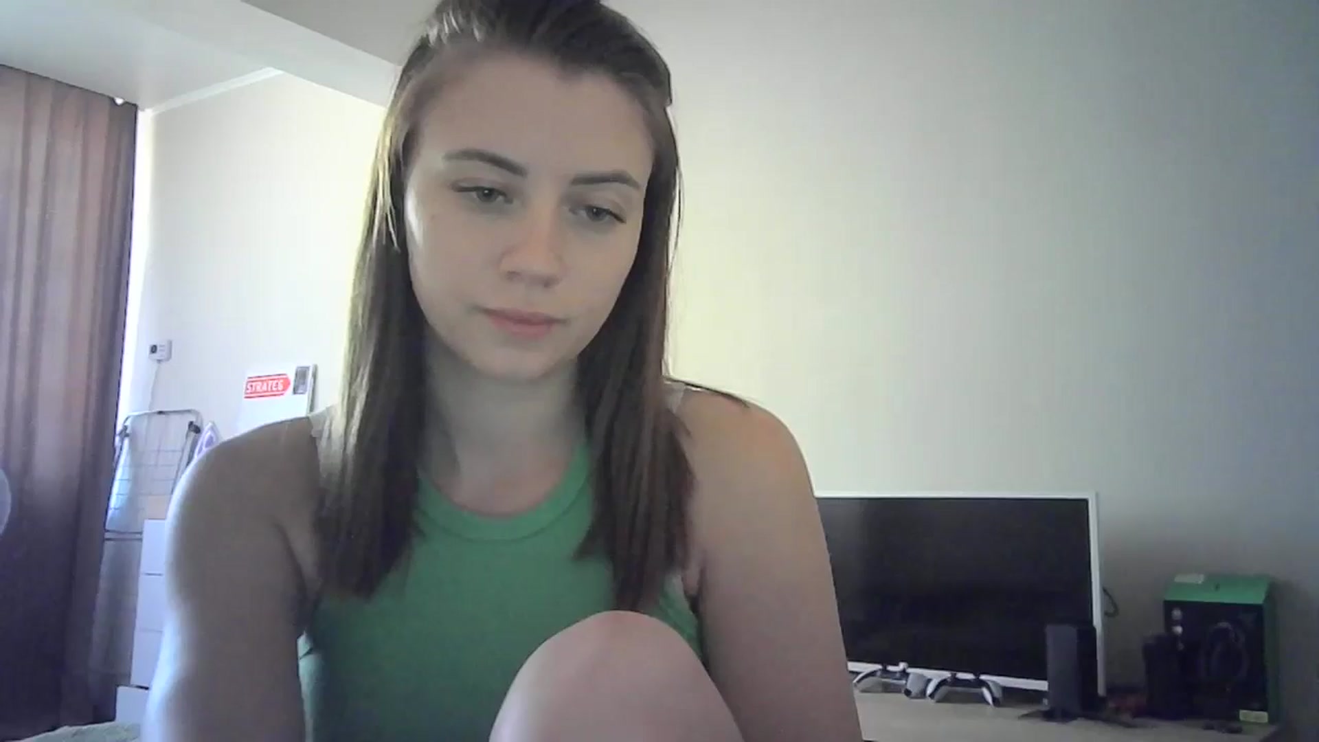 Gallery image thumbnail from Sulfate0's myfreecams stream on, 06/29/2024, 11:45 image 20 of 20