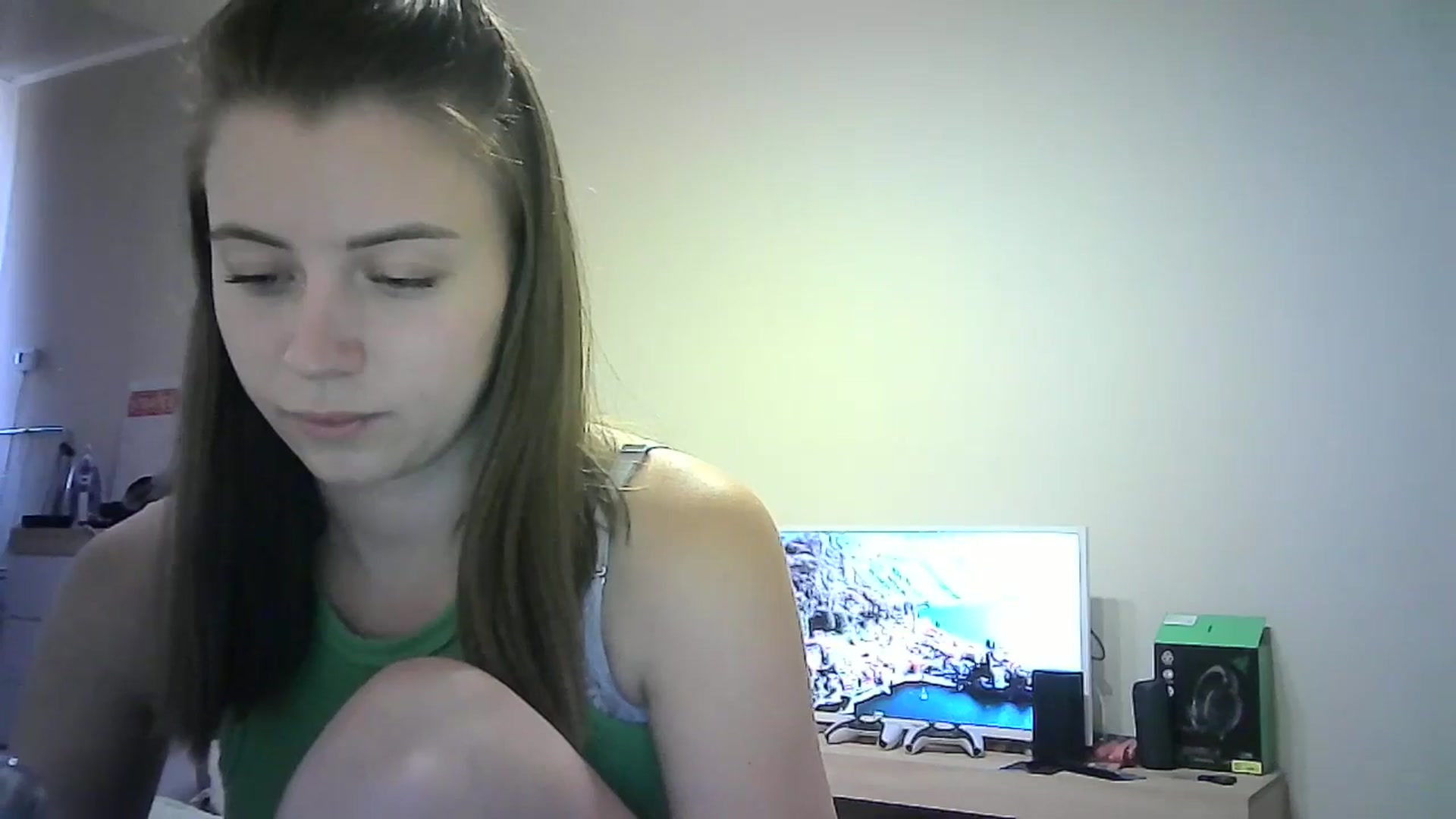 Gallery image thumbnail from Sulfate0's myfreecams stream on, 06/29/2024, 12:50 image 6 of 20