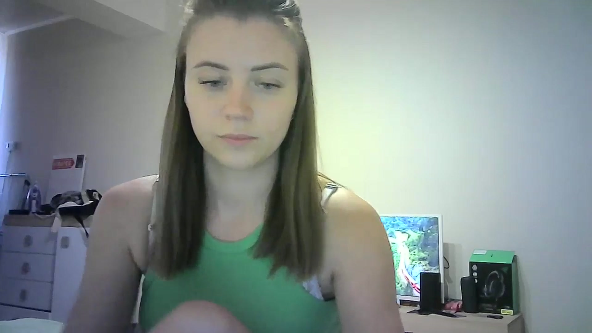 Gallery image thumbnail from Sulfate0's myfreecams stream on, 06/29/2024, 12:50 image 12 of 20