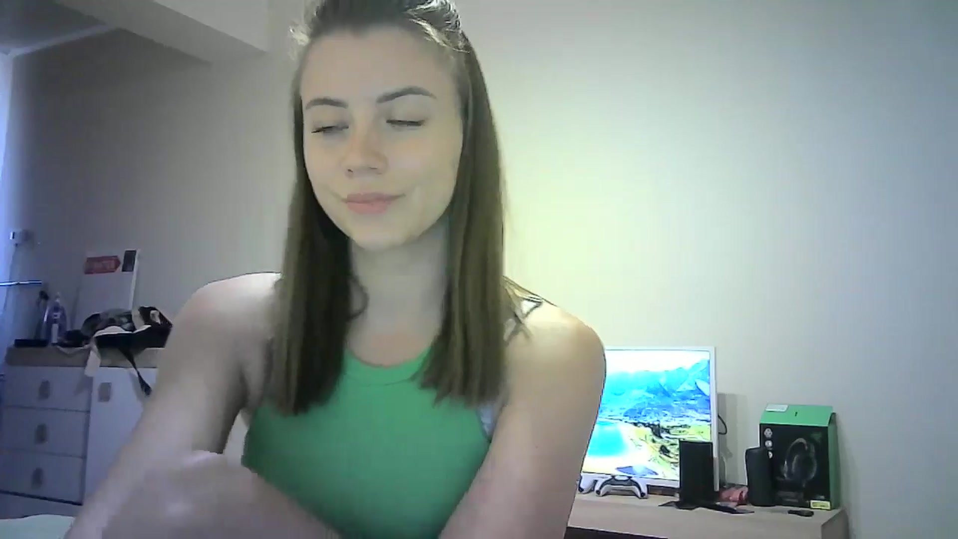 Gallery image thumbnail from Sulfate0's myfreecams stream on, 06/29/2024, 12:50 image 11 of 20