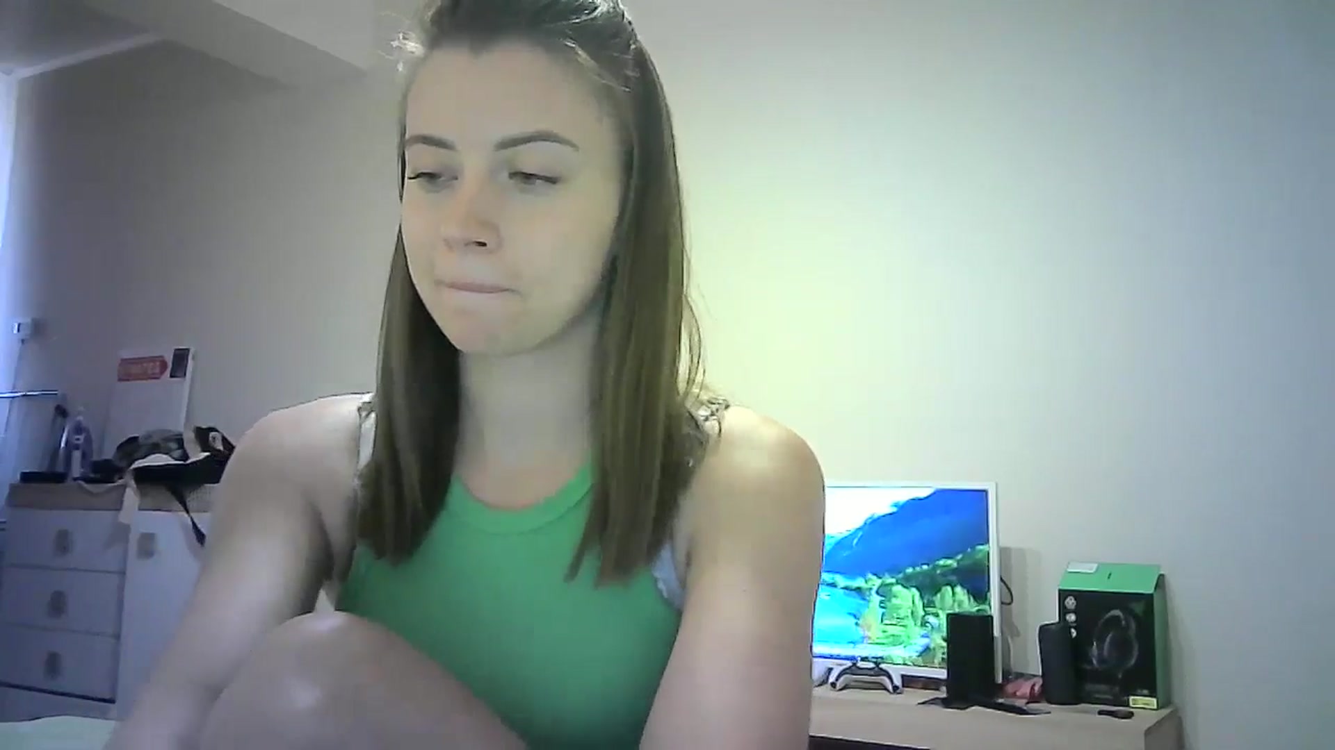Gallery image thumbnail from Sulfate0's myfreecams stream on, 06/29/2024, 12:50 image 5 of 20