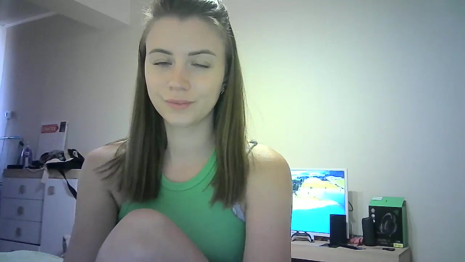 Gallery image thumbnail from Sulfate0's myfreecams stream on, 06/29/2024, 12:50 image 3 of 20