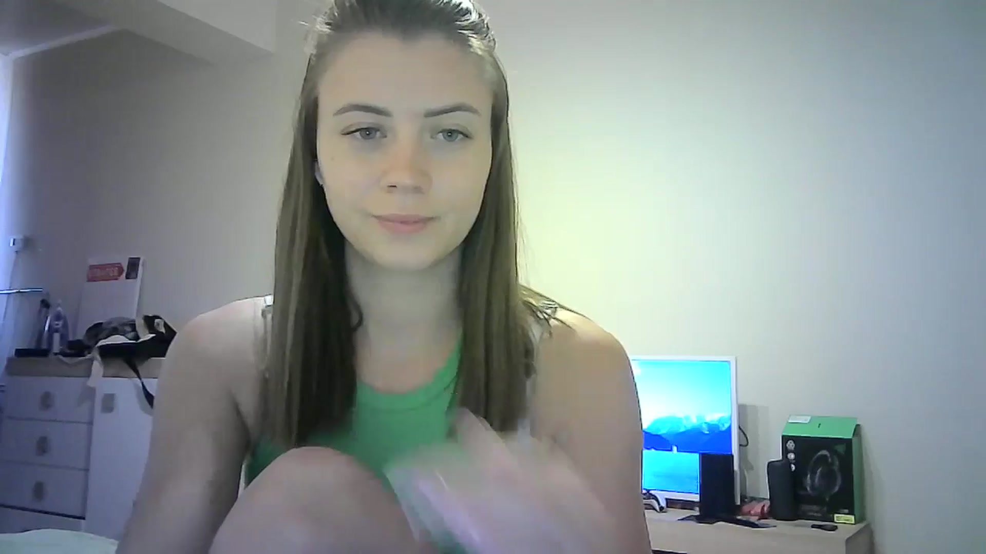 Gallery image thumbnail from Sulfate0's myfreecams stream on, 06/29/2024, 12:50 image 8 of 20