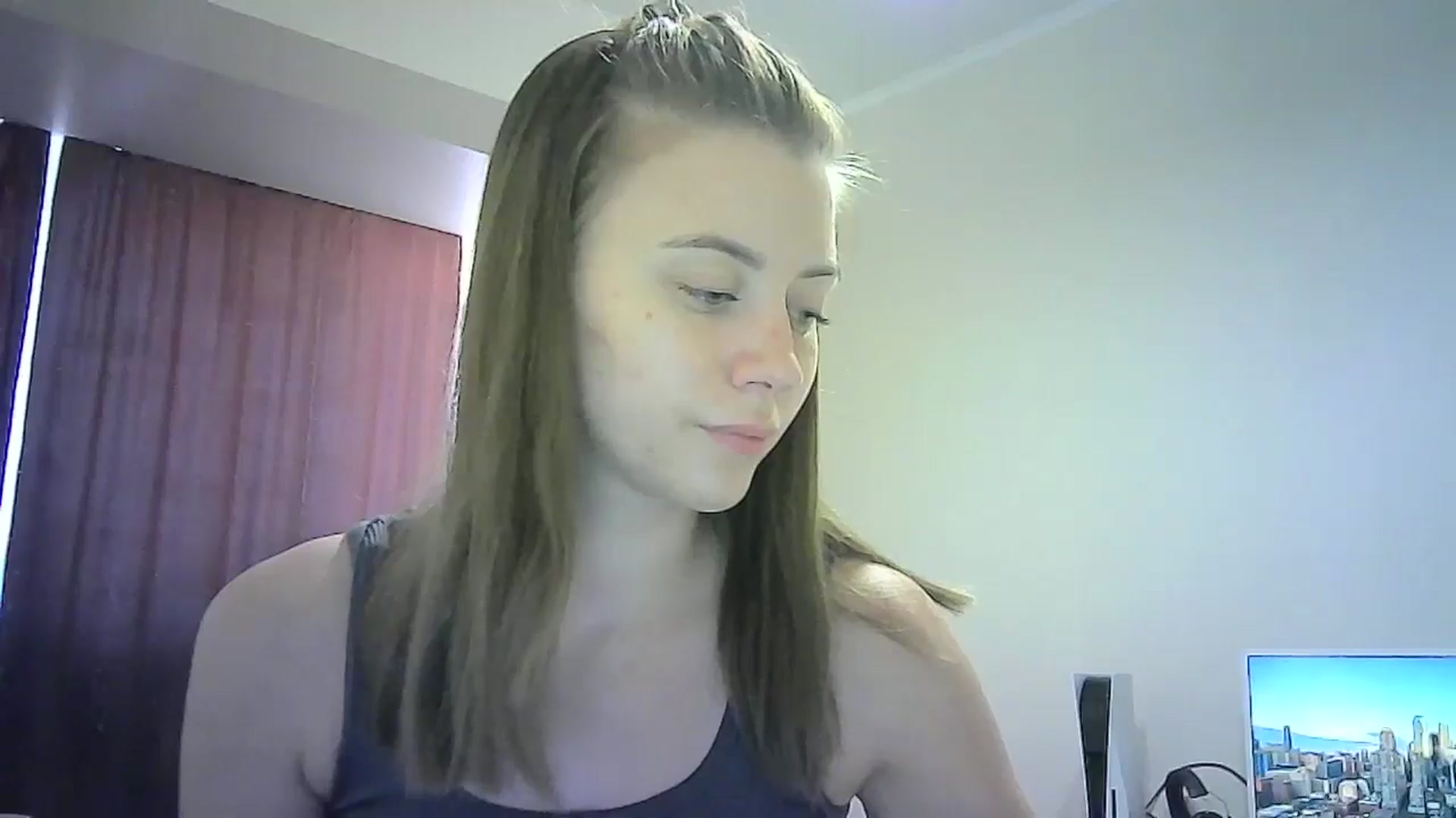 Gallery image thumbnail from Sulfate0's myfreecams stream on, 06/30/2024, 08:21 image 4 of 20
