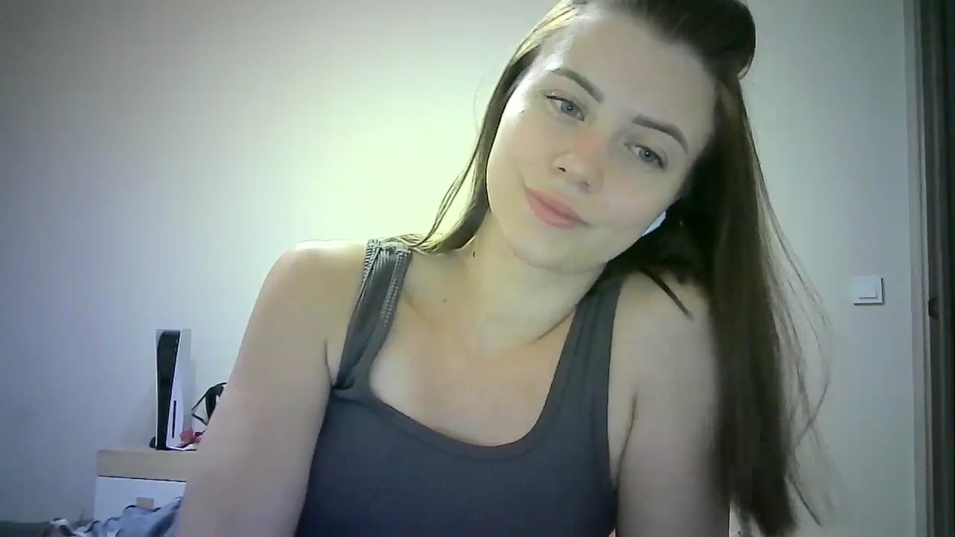 Gallery image thumbnail from Sulfate0's myfreecams stream on, 06/30/2024, 09:41 image 16 of 20