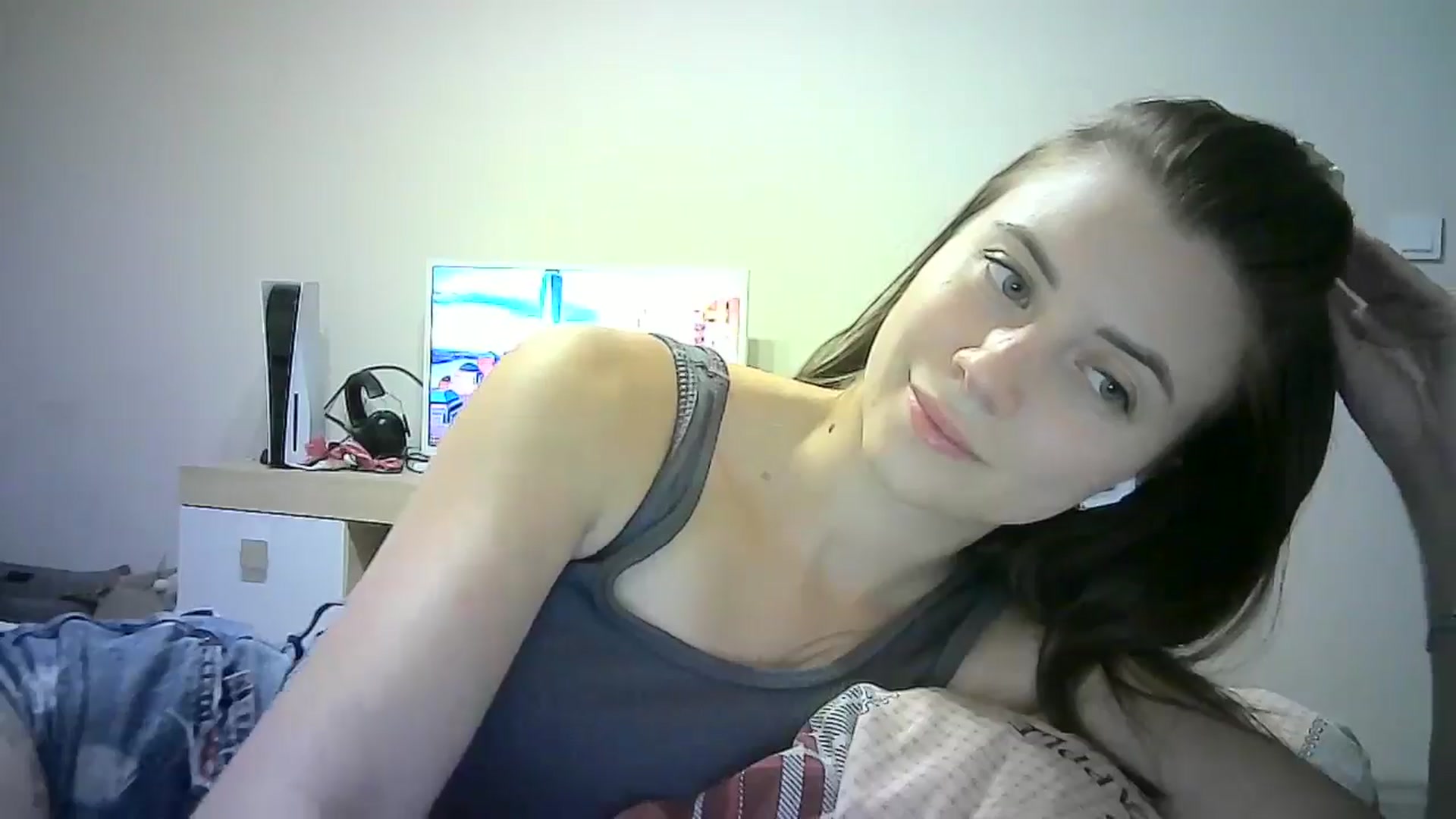 Gallery image thumbnail from Sulfate0's myfreecams stream on, 06/30/2024, 09:41 image 13 of 20
