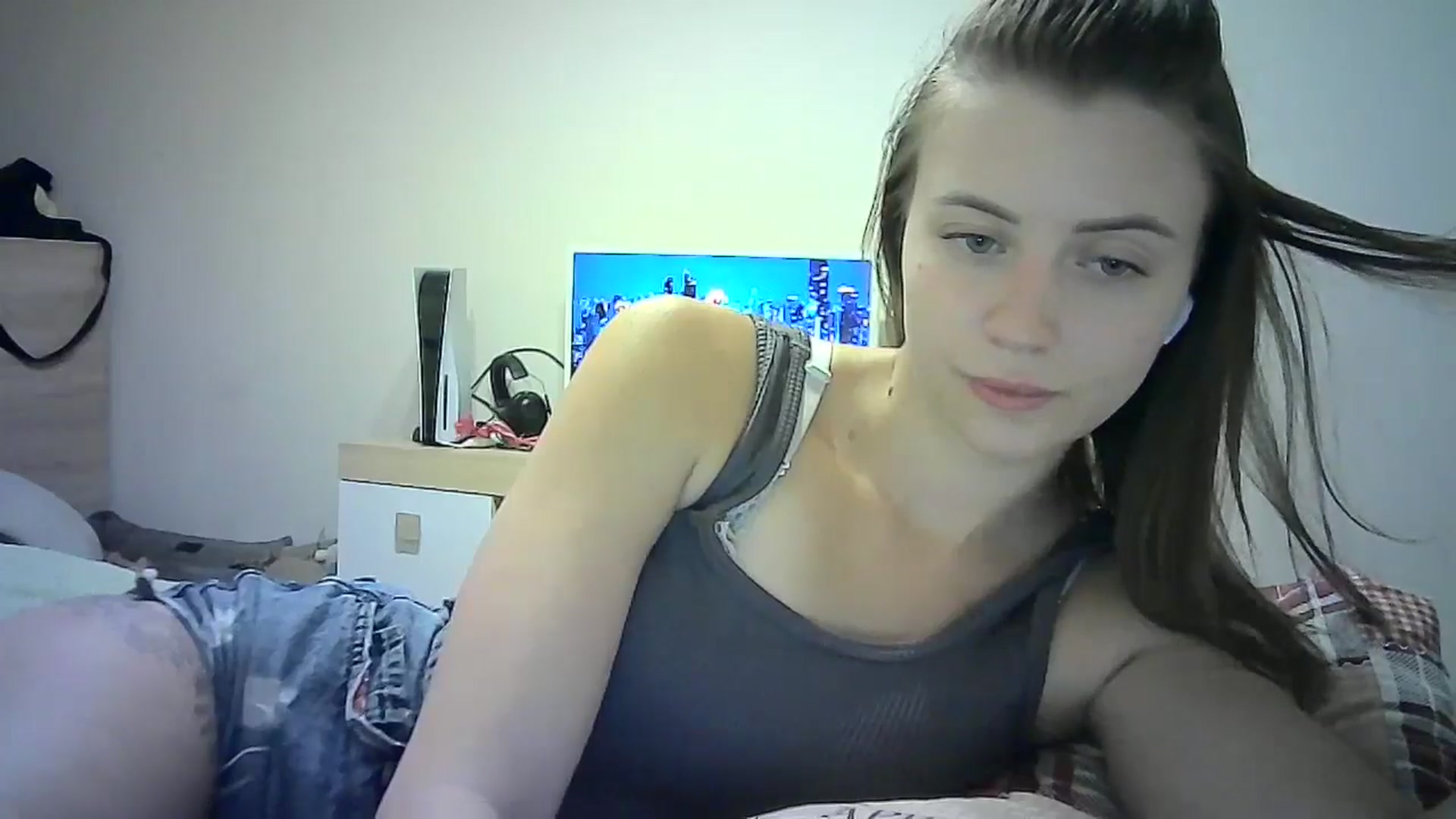Gallery image thumbnail from Sulfate0's myfreecams stream on, 06/30/2024, 10:47 image 7 of 20